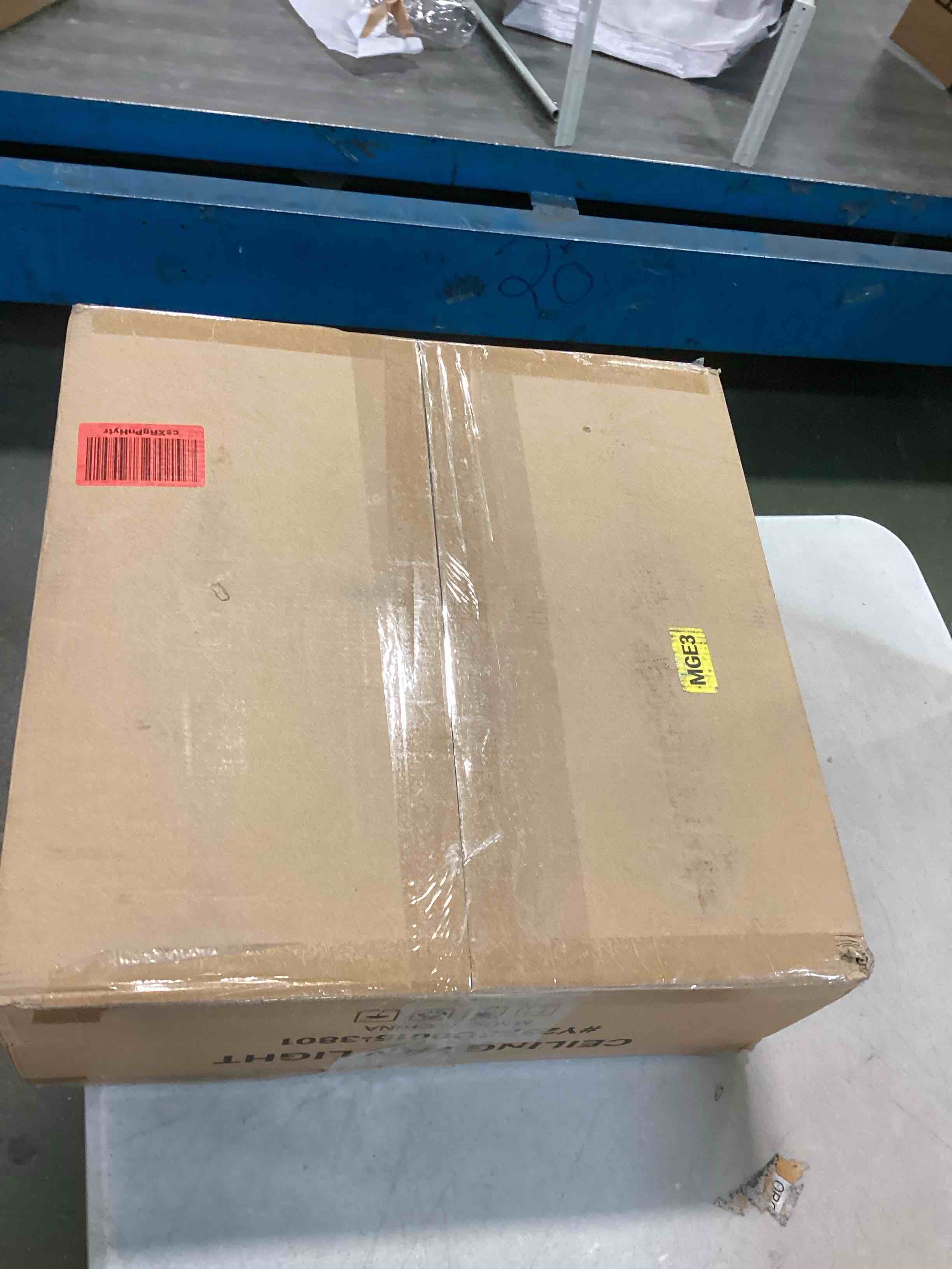 https://s3.amazonaws.com/lotting-images-prod/bidfta/ORG6356835_1713188800936.jpeg