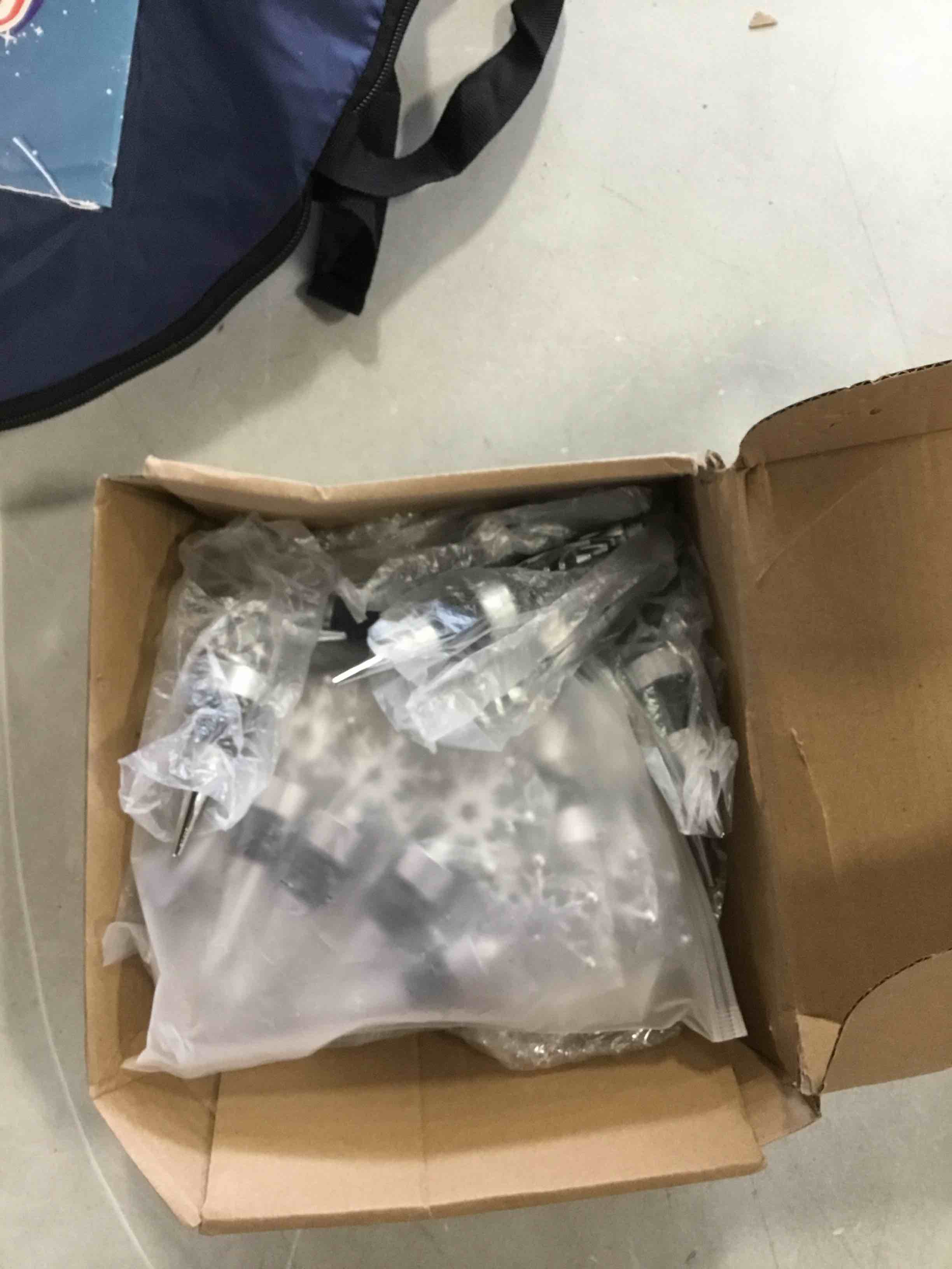 https://s3.amazonaws.com/lotting-images-prod/bidfta/ORG6357930_1712254834102.jpeg