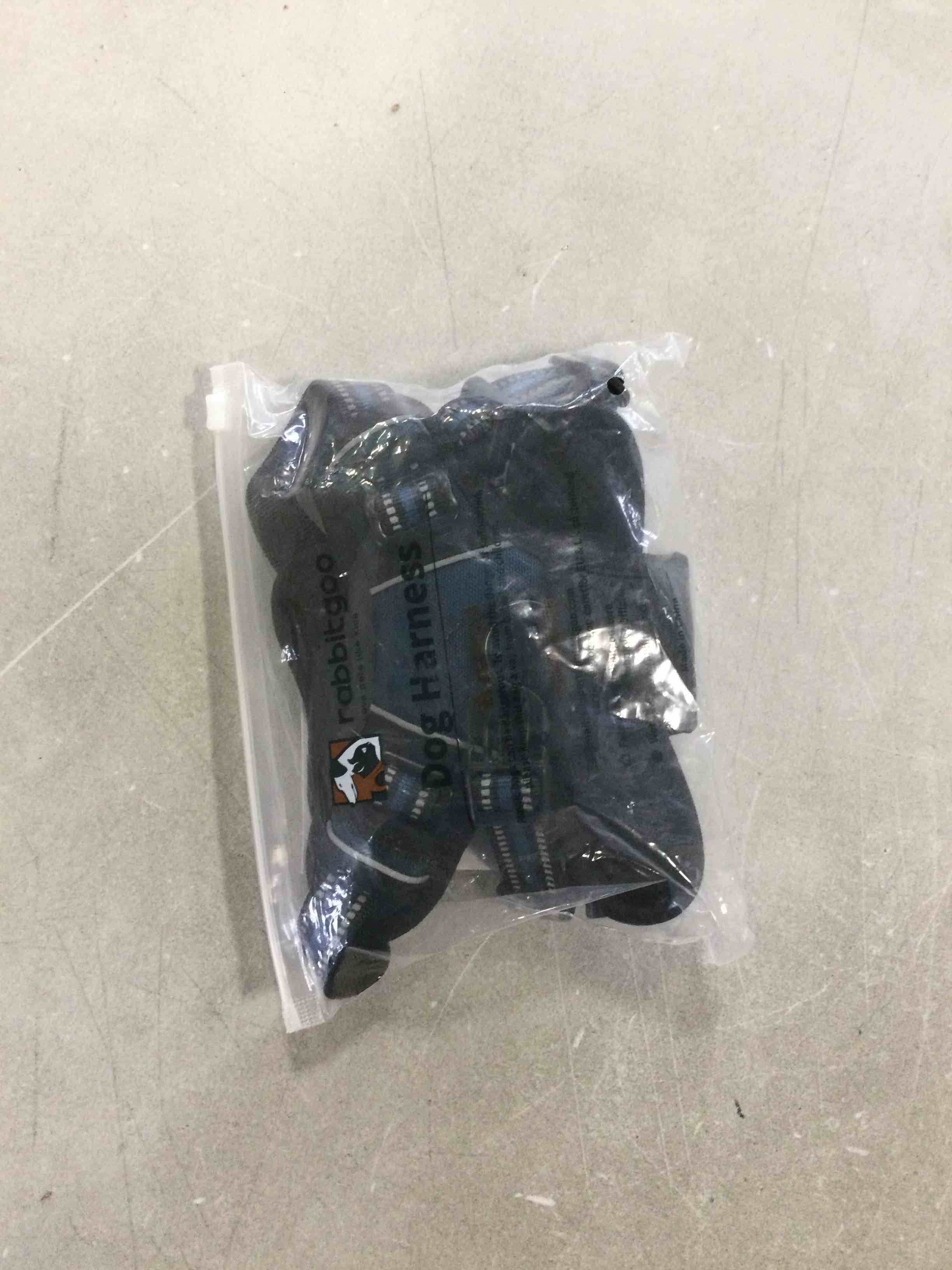 https://s3.amazonaws.com/lotting-images-prod/bidfta/ORG6358126_1712327619232.jpeg