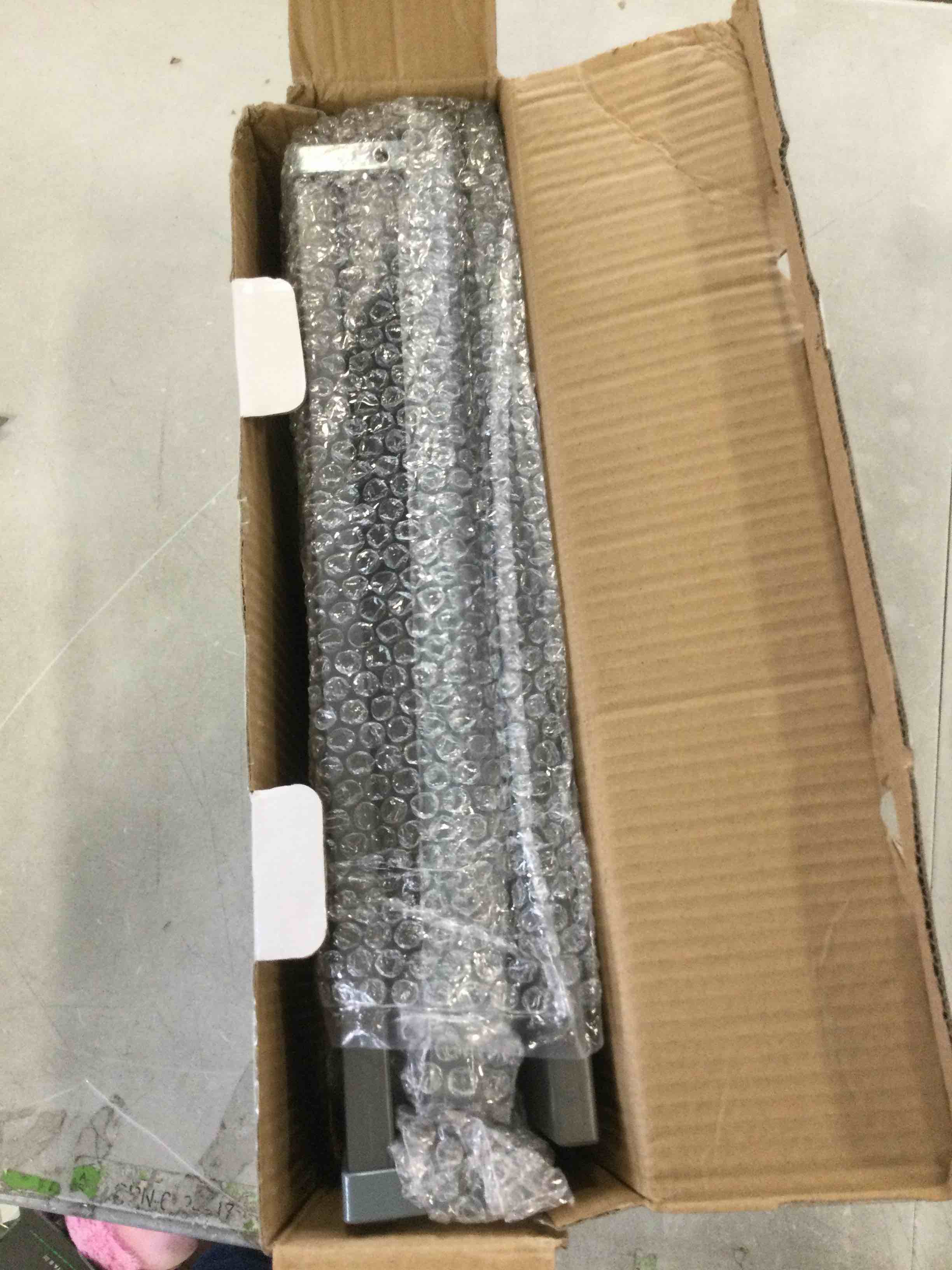 https://s3.amazonaws.com/lotting-images-prod/bidfta/ORG6358148_1712329101456.jpeg