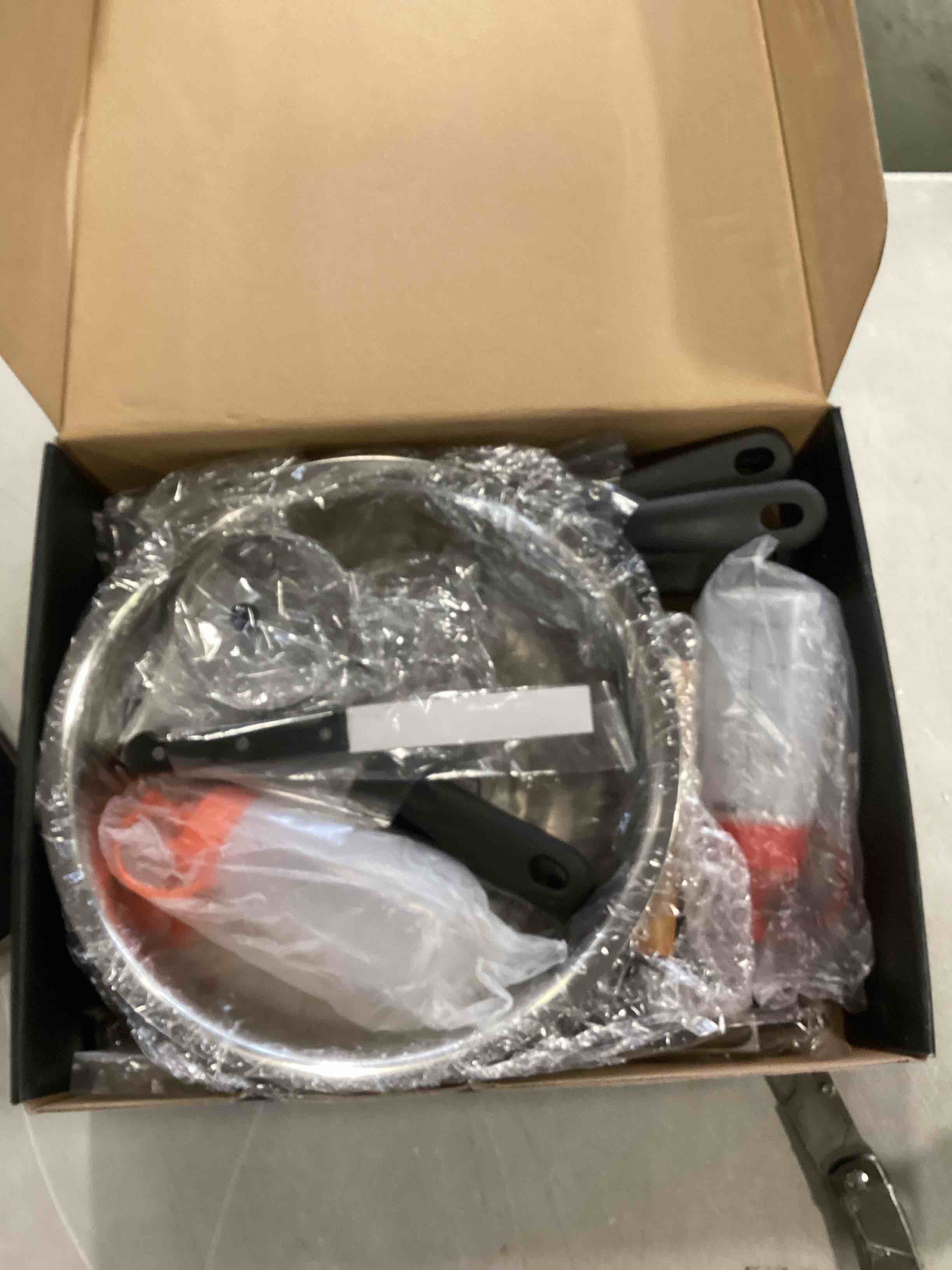 https://s3.amazonaws.com/lotting-images-prod/bidfta/ORG6358463_1712693853878.jpeg