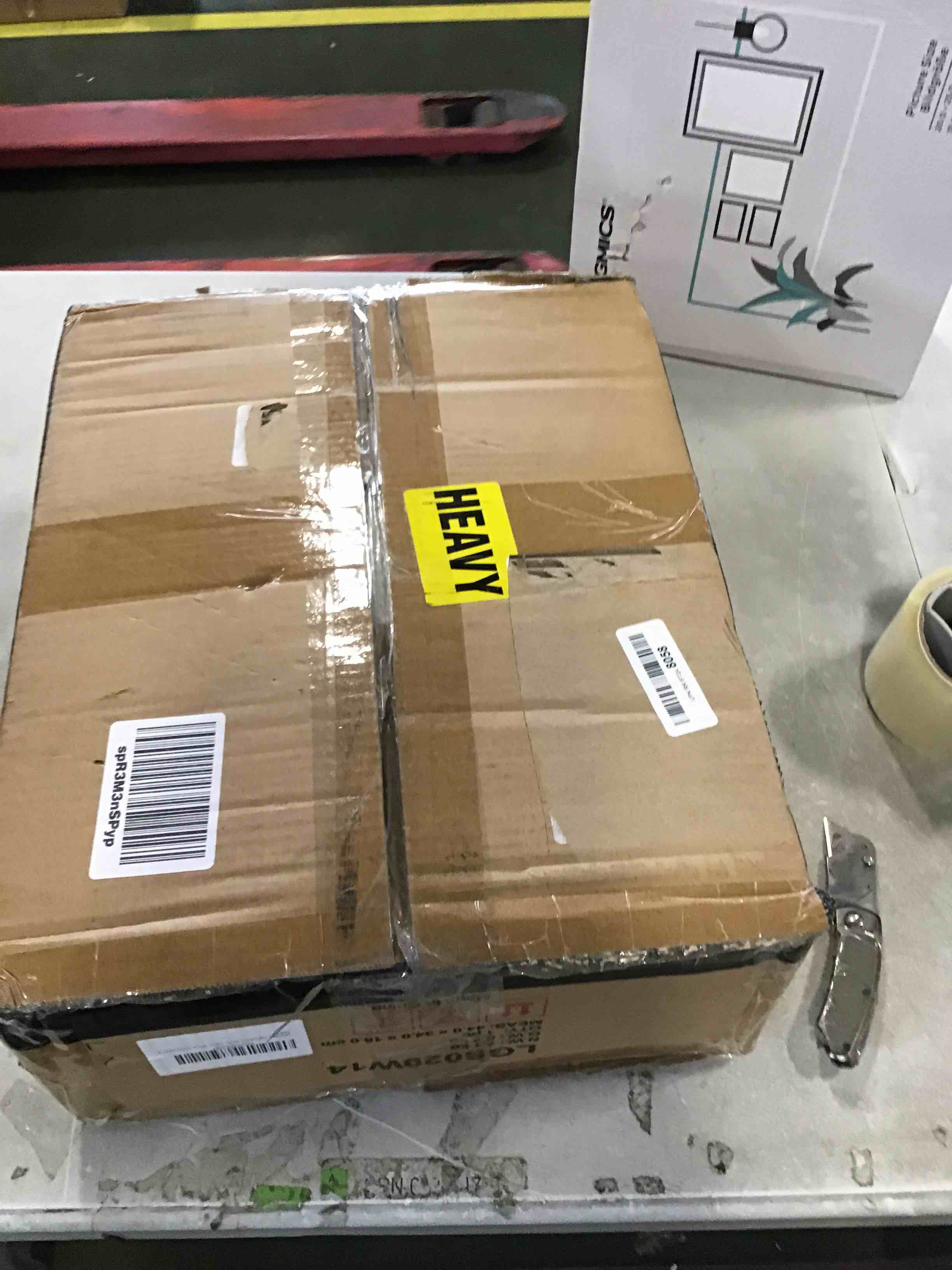 https://s3.amazonaws.com/lotting-images-prod/bidfta/ORG6358912_1712850193581.jpeg