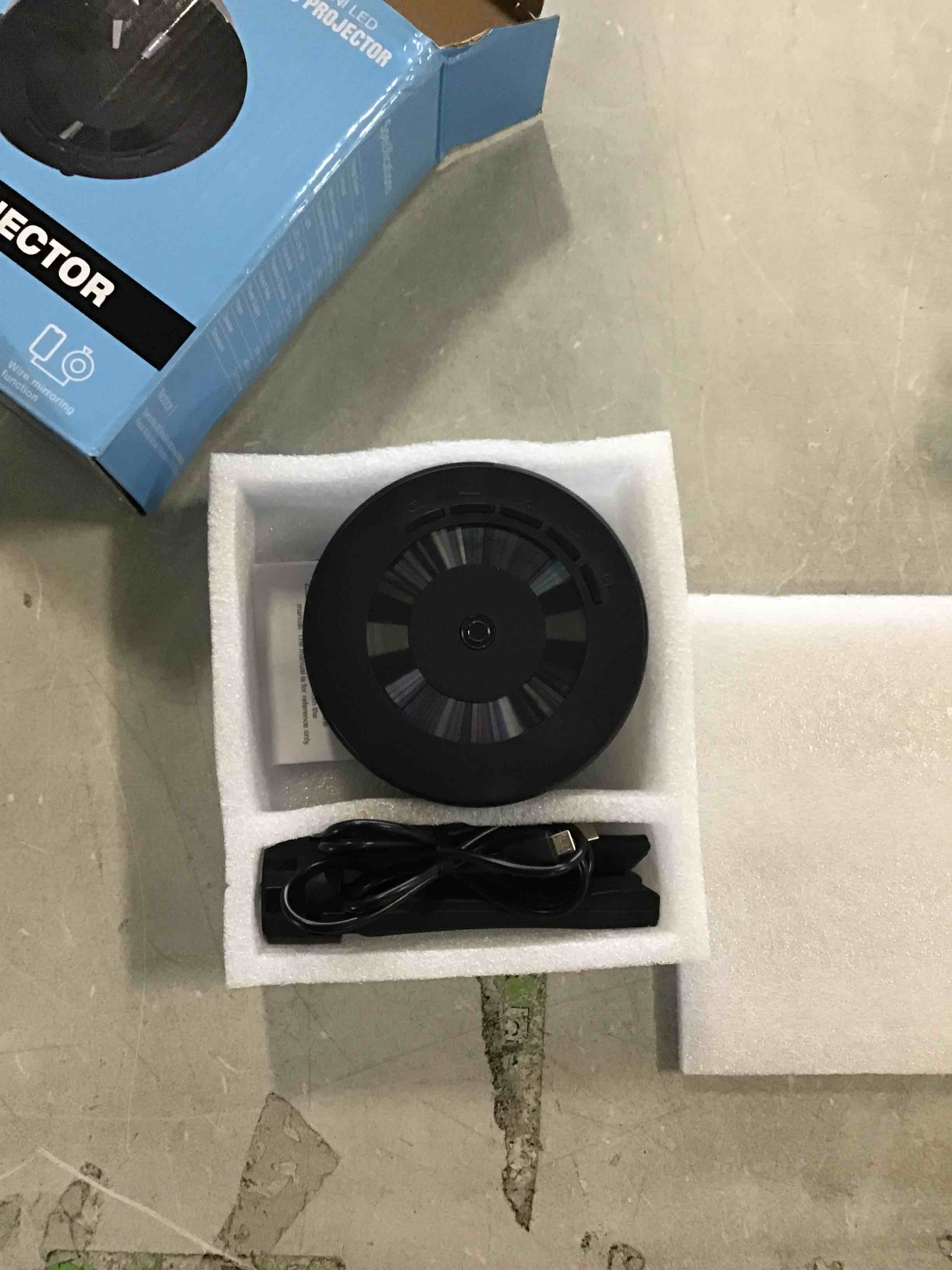 https://s3.amazonaws.com/lotting-images-prod/bidfta/ORG6358915_1712850454370.jpeg