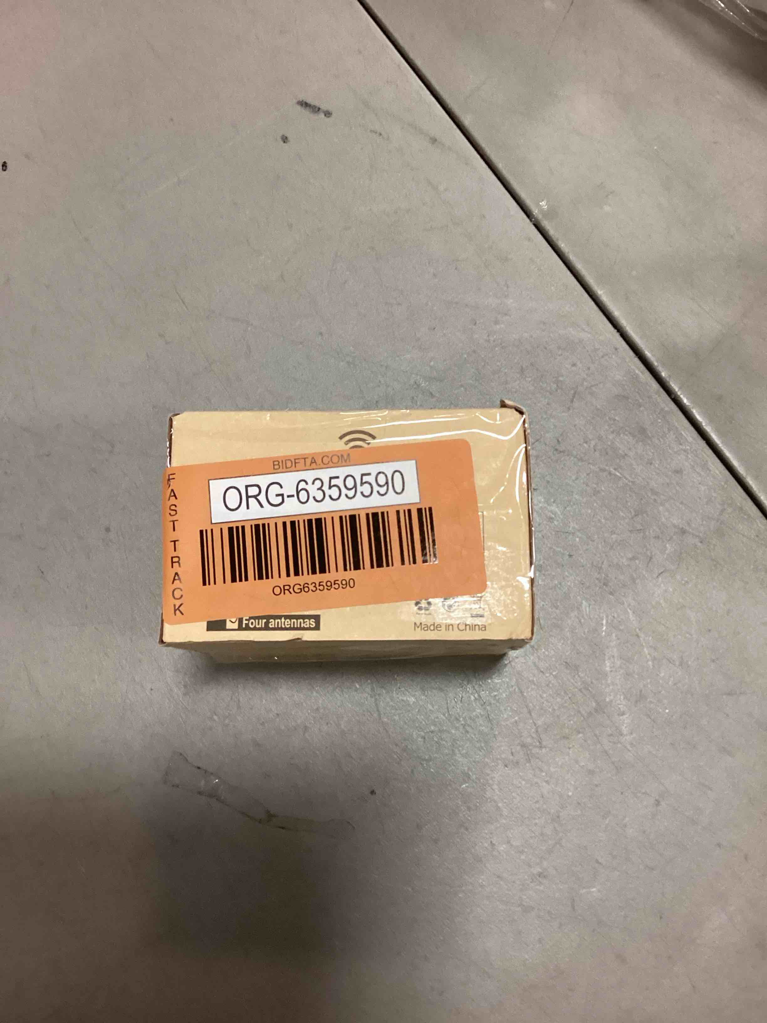 https://s3.amazonaws.com/lotting-images-prod/bidfta/ORG6359590_1712942929260.jpeg