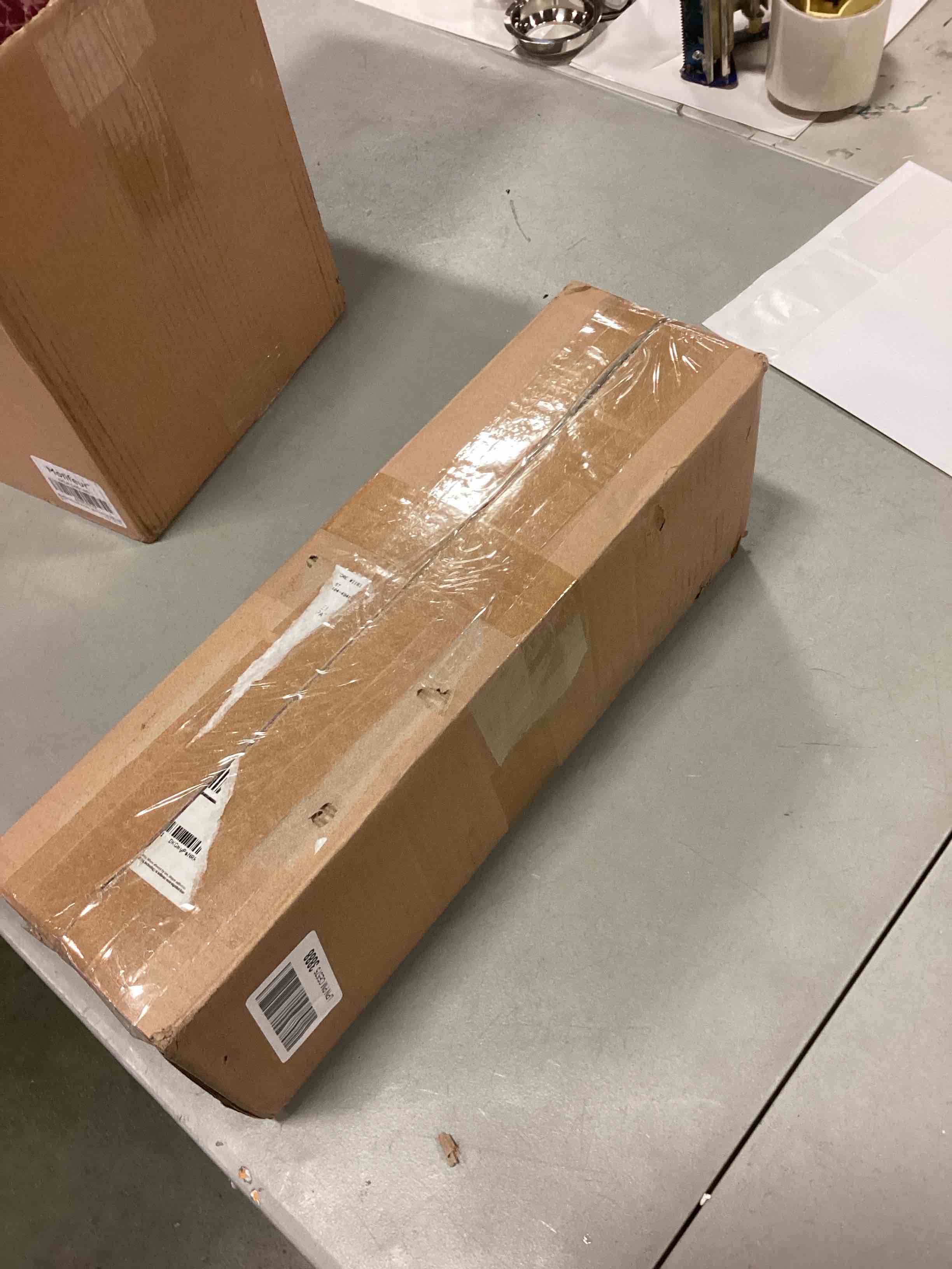 https://s3.amazonaws.com/lotting-images-prod/bidfta/ORG6360037_1713789378648.jpeg