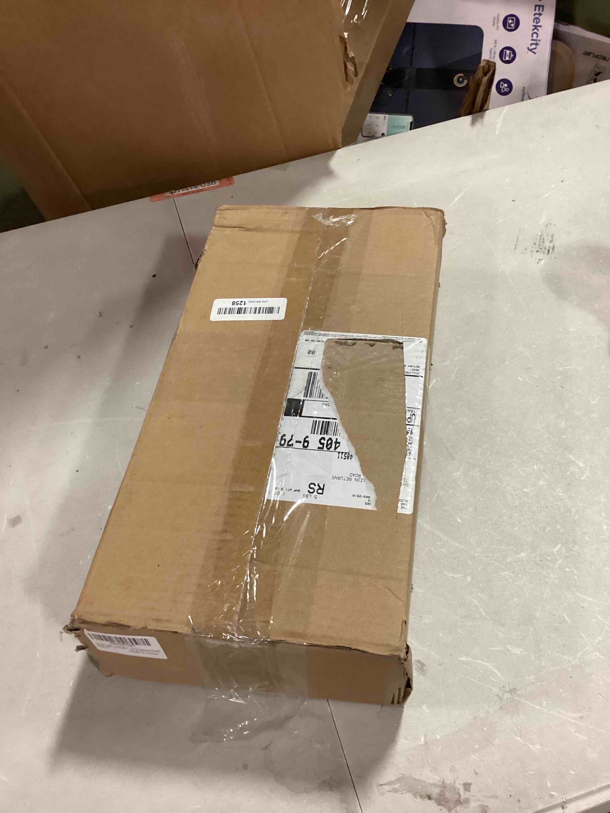 https://s3.amazonaws.com/lotting-images-prod/bidfta/ORG6360151_1713816144241.jpeg