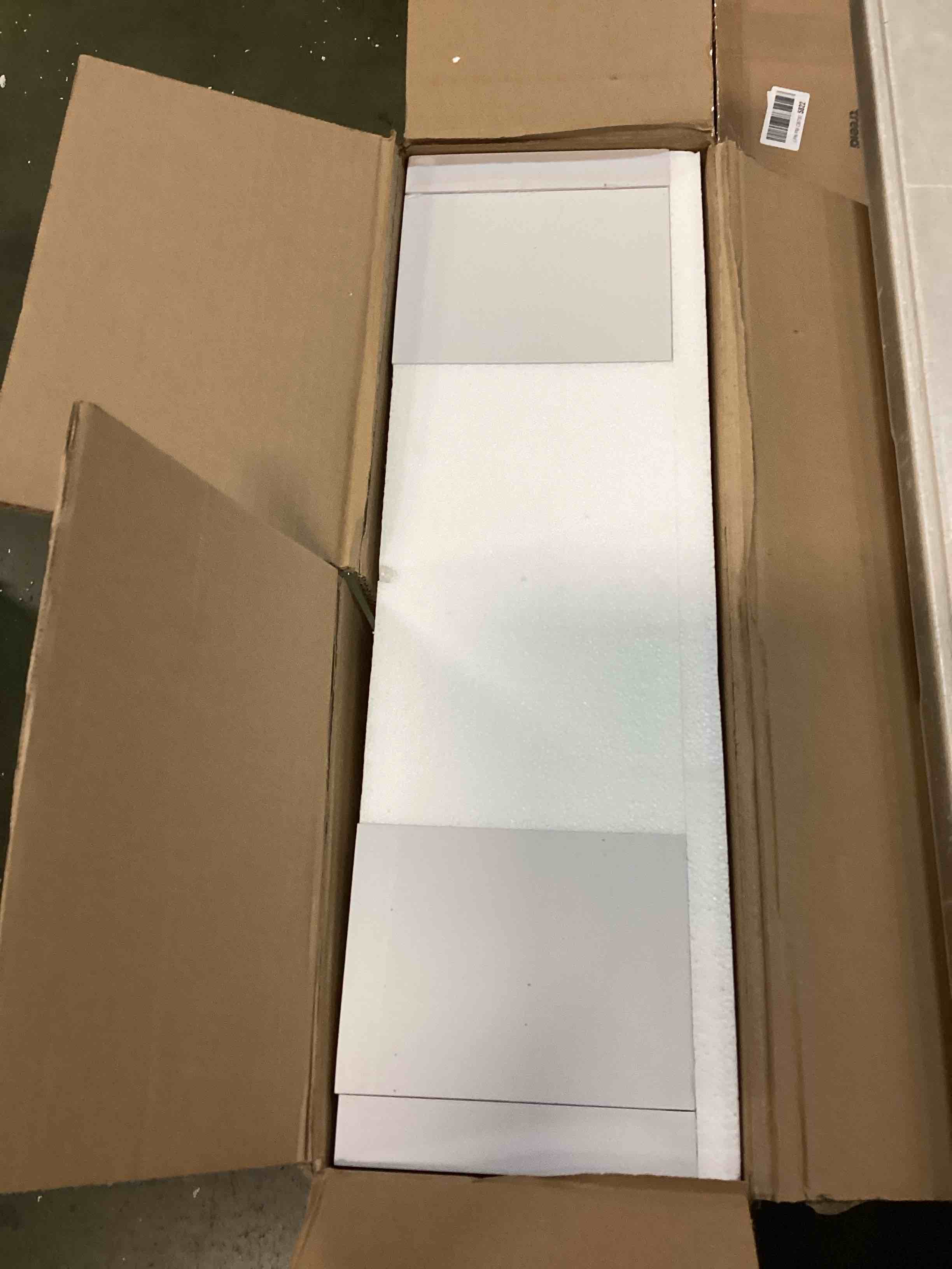 https://s3.amazonaws.com/lotting-images-prod/bidfta/ORG6362076_1711977963961.jpeg
