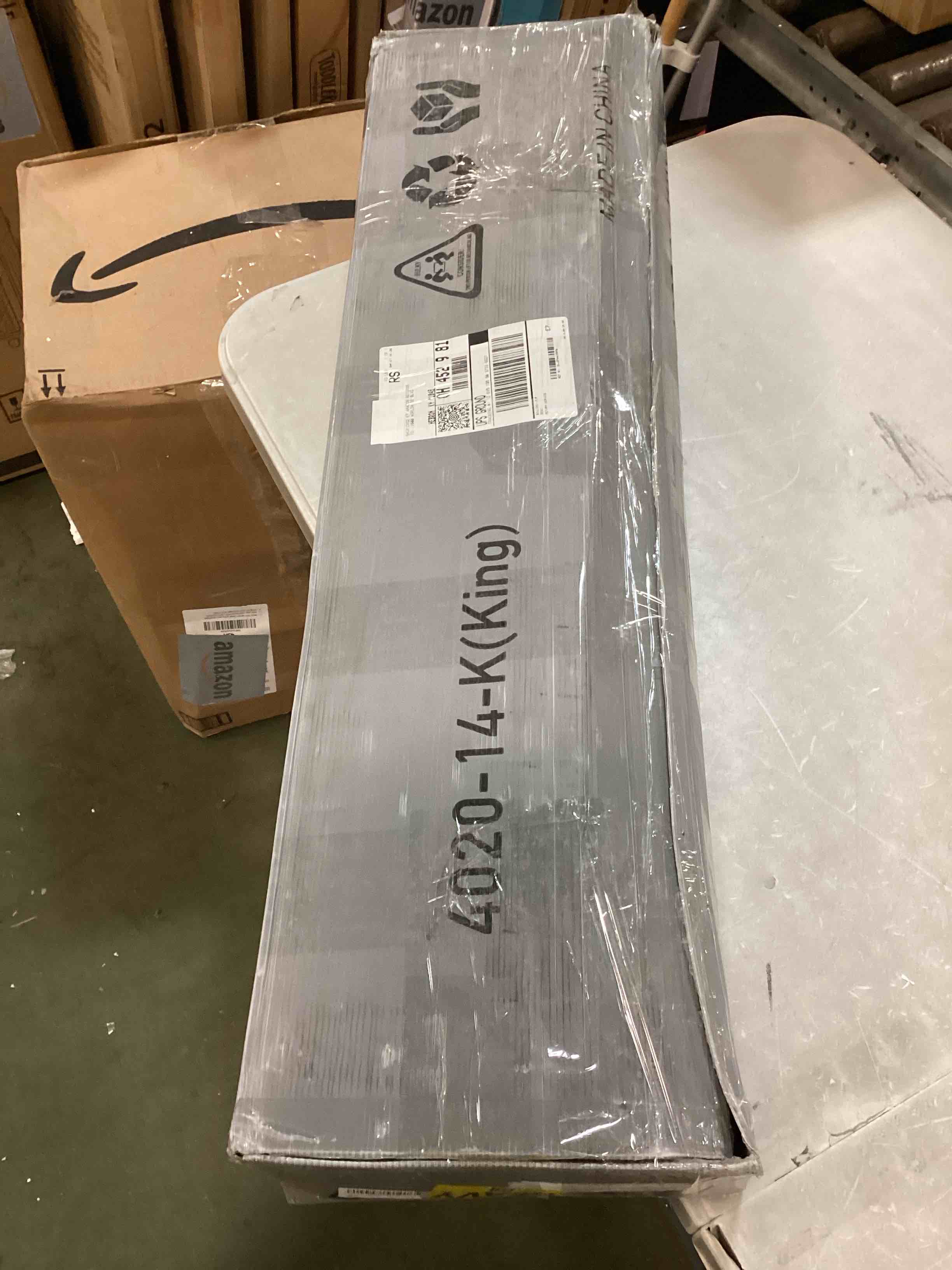 https://s3.amazonaws.com/lotting-images-prod/bidfta/ORG6362363_1712072784928.jpeg