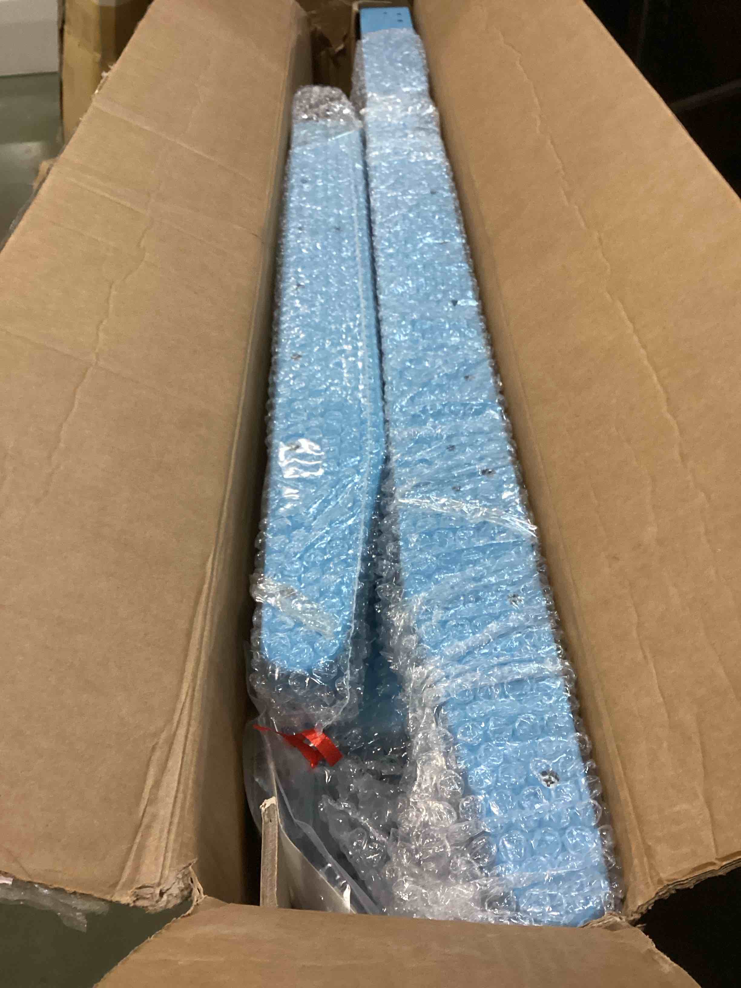 https://s3.amazonaws.com/lotting-images-prod/bidfta/ORG6362747_1712251808060.jpeg