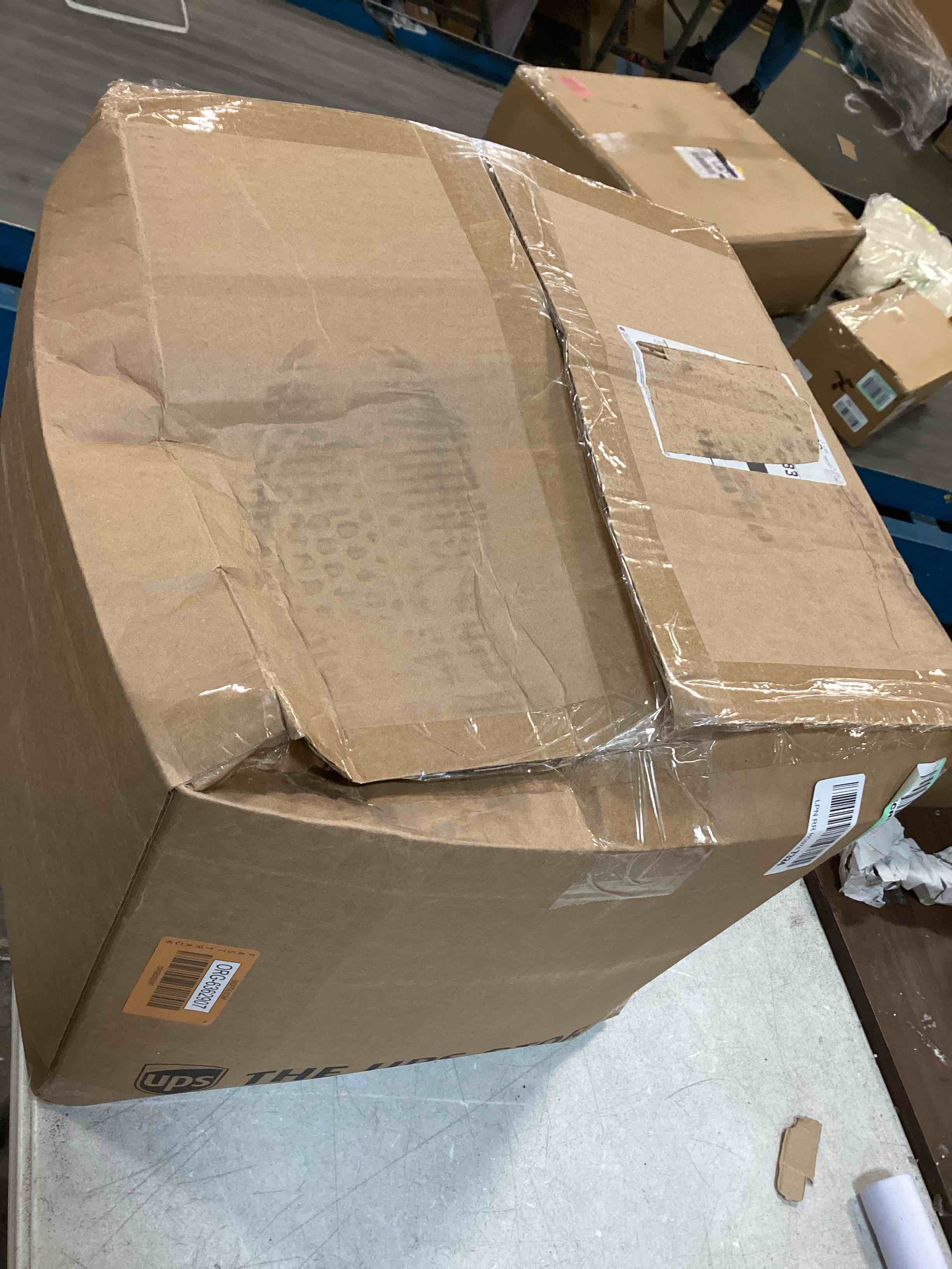 https://s3.amazonaws.com/lotting-images-prod/bidfta/ORG6362907_1712323216628.jpeg