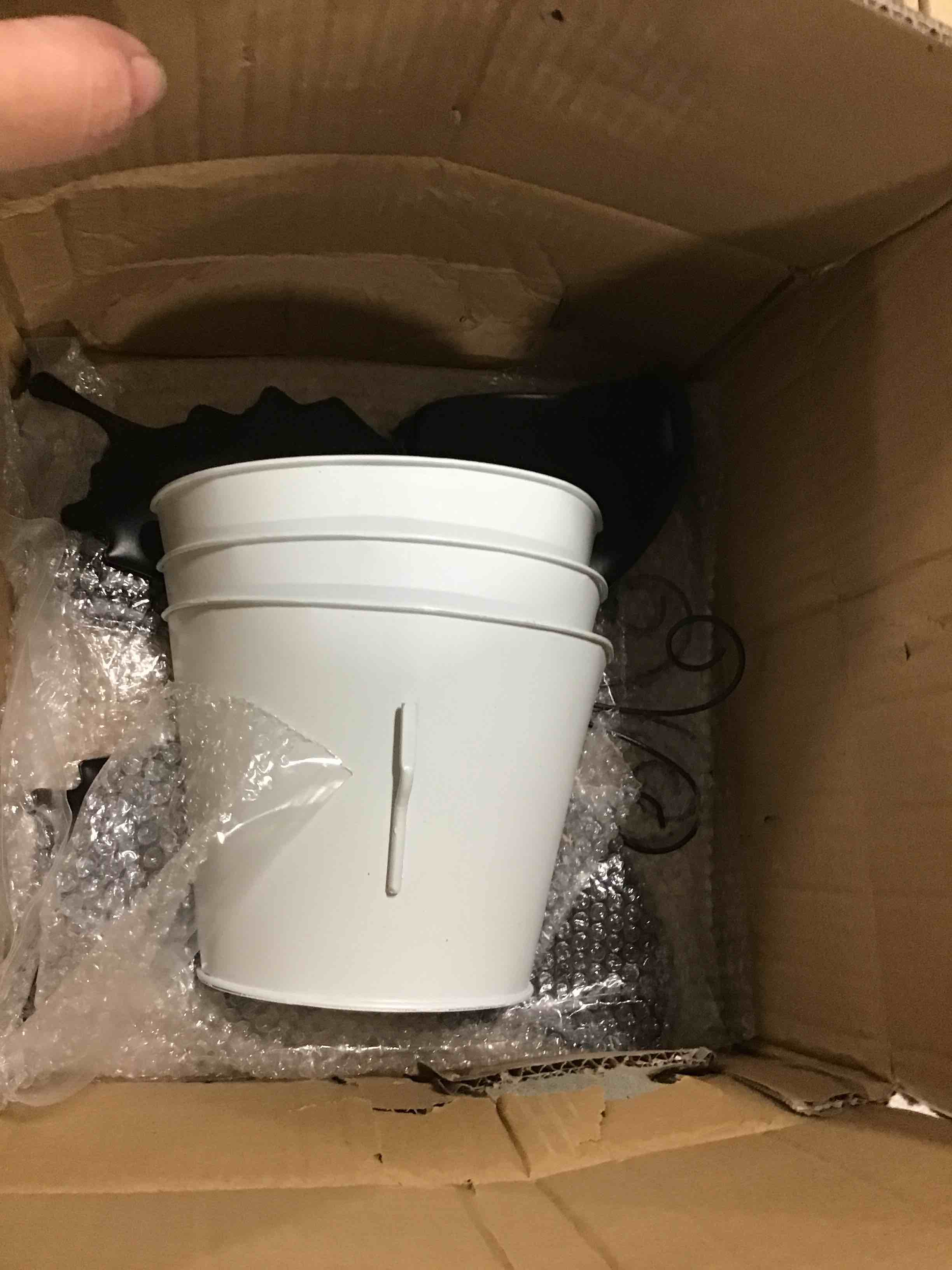 https://s3.amazonaws.com/lotting-images-prod/bidfta/ORG6363975_1712258894059.jpeg