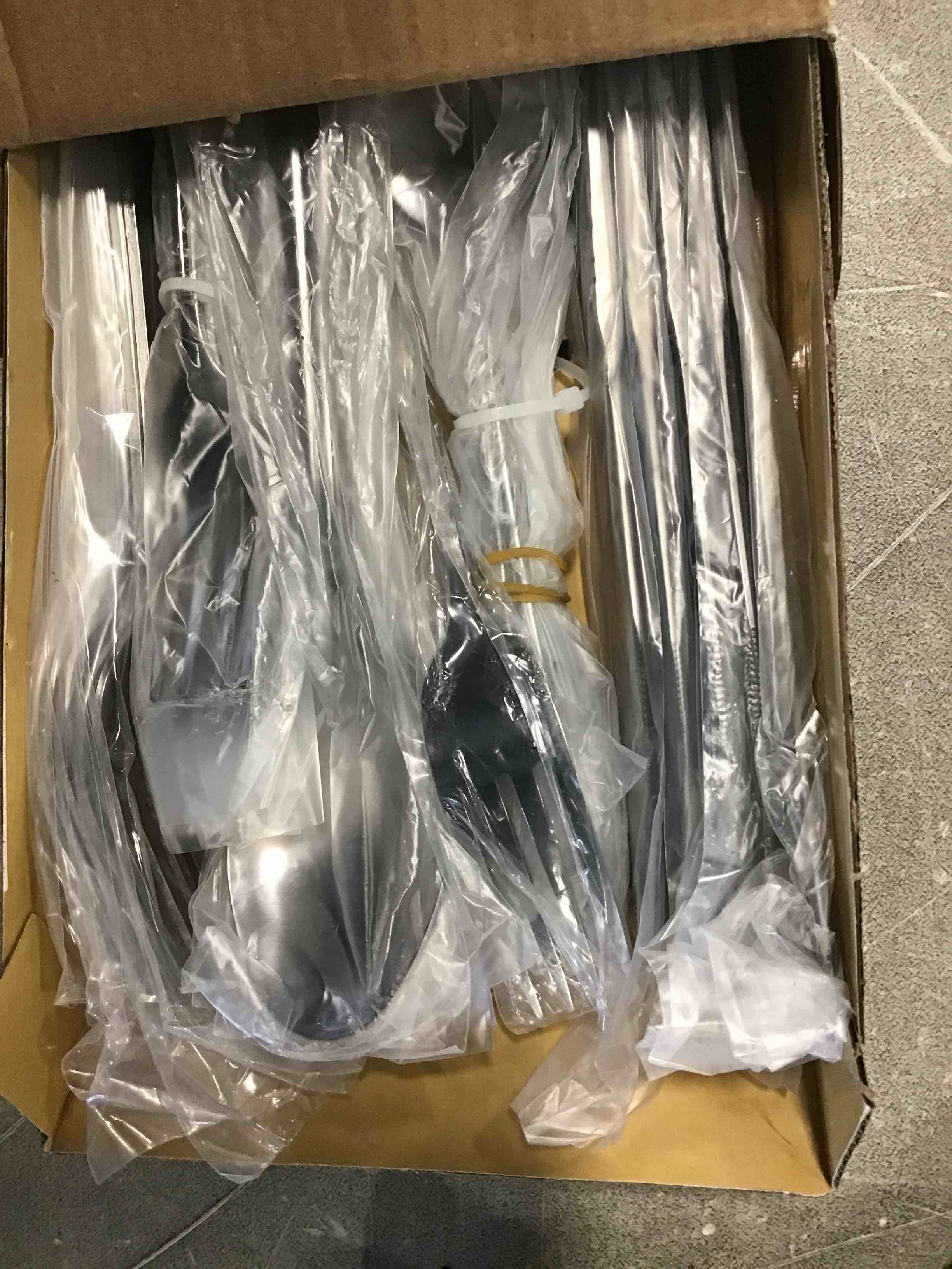 https://s3.amazonaws.com/lotting-images-prod/bidfta/ORG6364507_1712410135483.jpeg