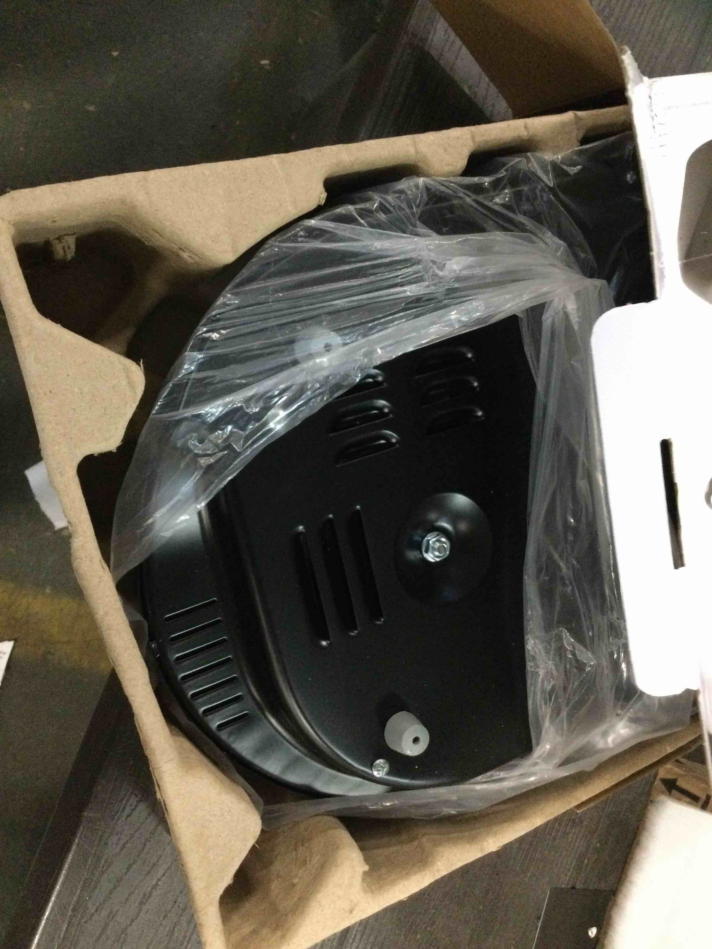 https://s3.amazonaws.com/lotting-images-prod/bidfta/ORG6365854_1712752420866.jpeg