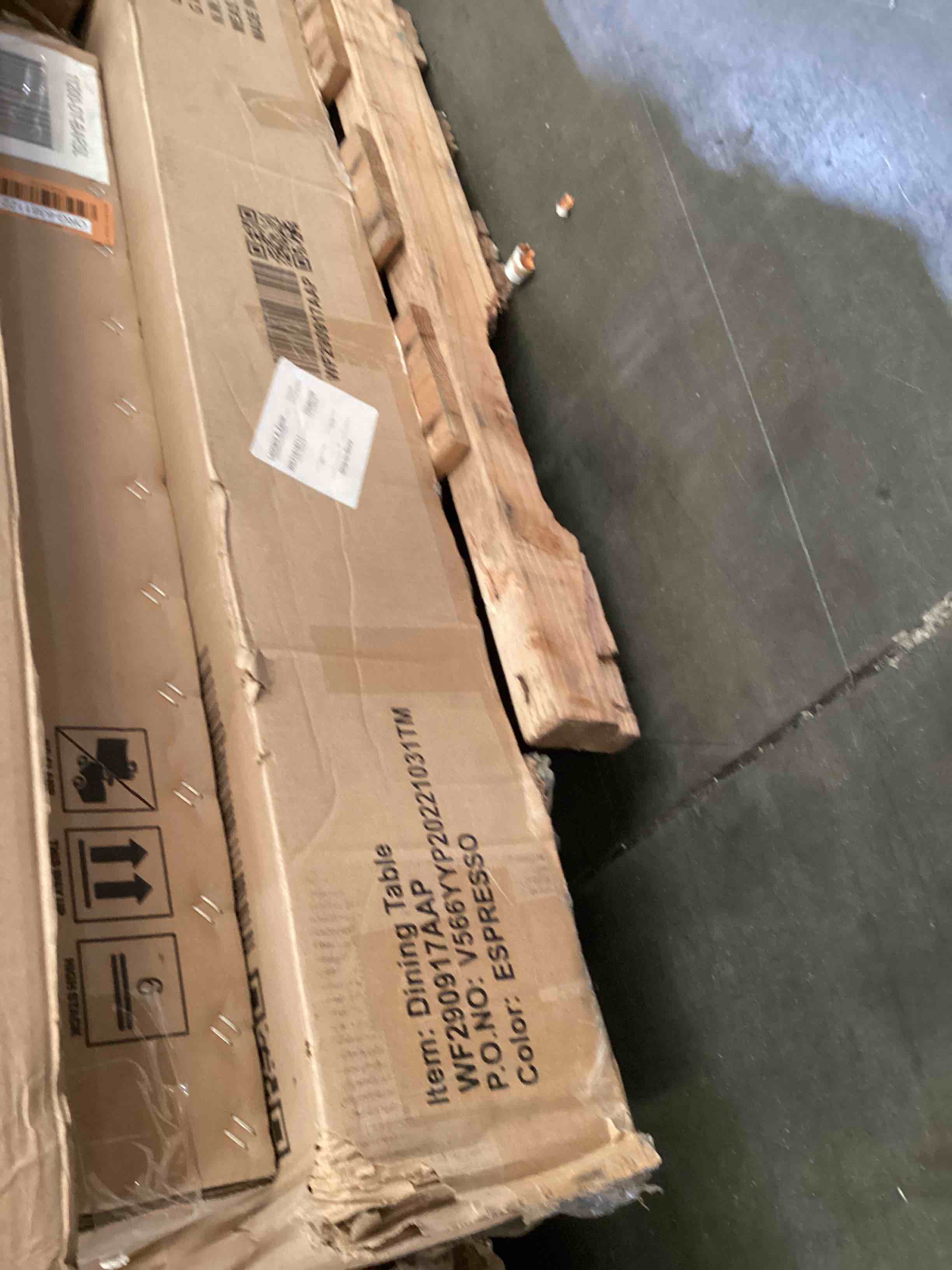 https://s3.amazonaws.com/lotting-images-prod/bidfta/ORG6381123_1714583273261.jpeg