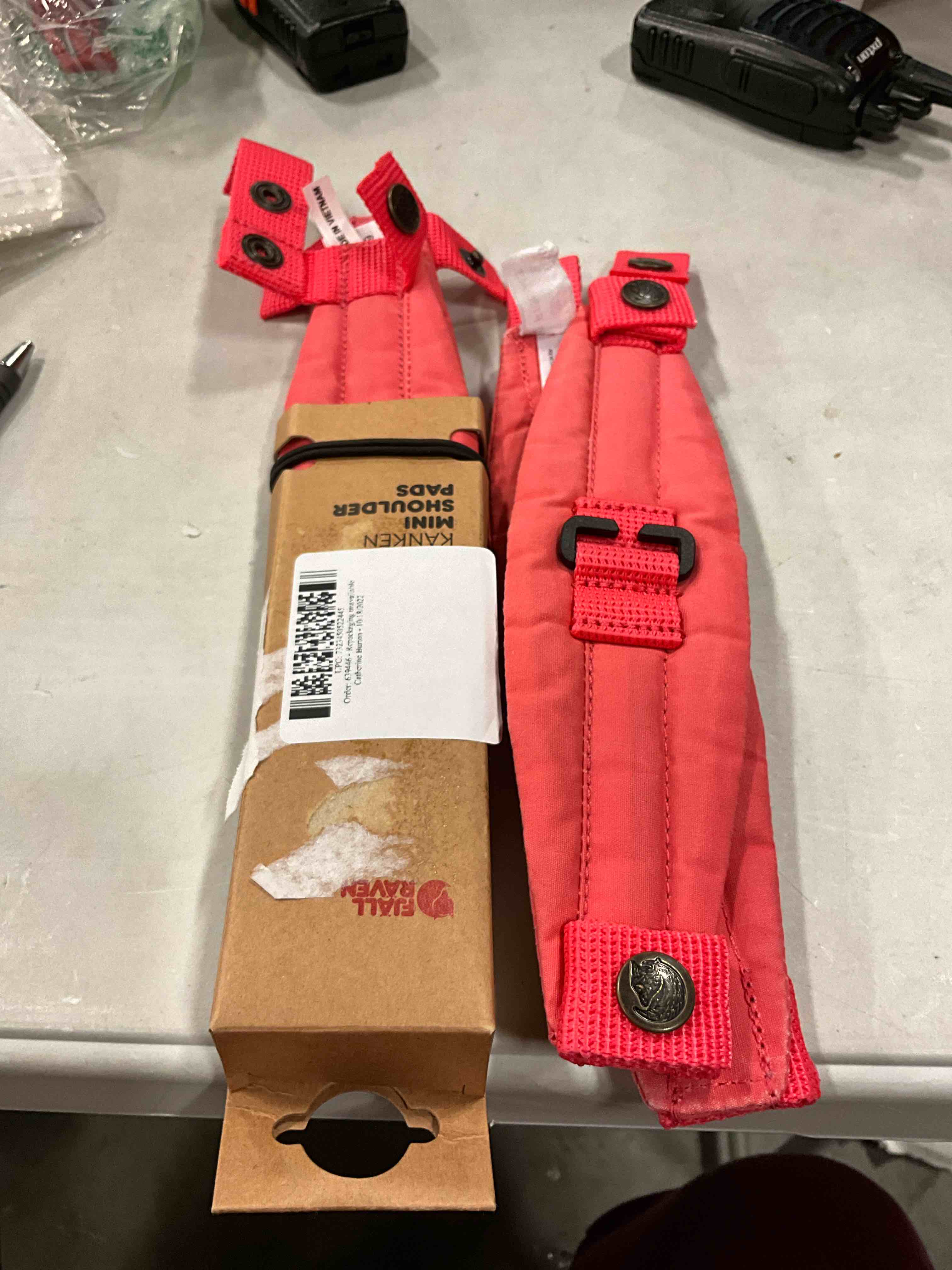 https://s3.amazonaws.com/lotting-images-prod/bidfta/ORG6391499_1717010453311.jpeg