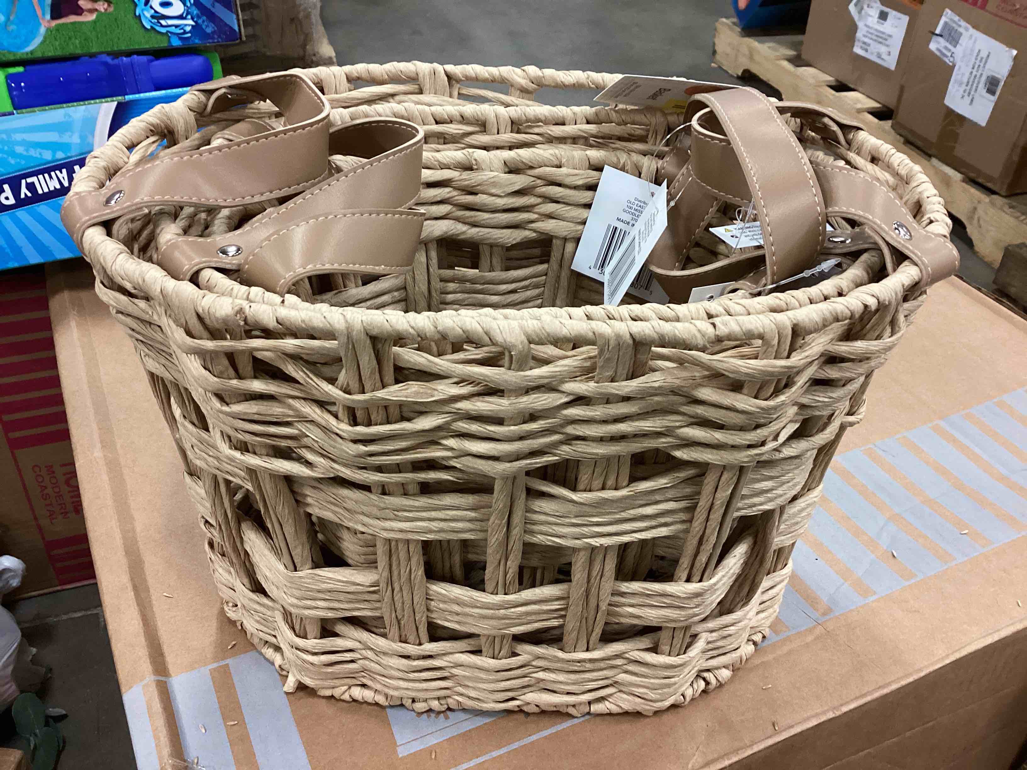 PERFECT HARVEST WOVEN BASKETS DIFFERENT SIZES WITH HANDLES