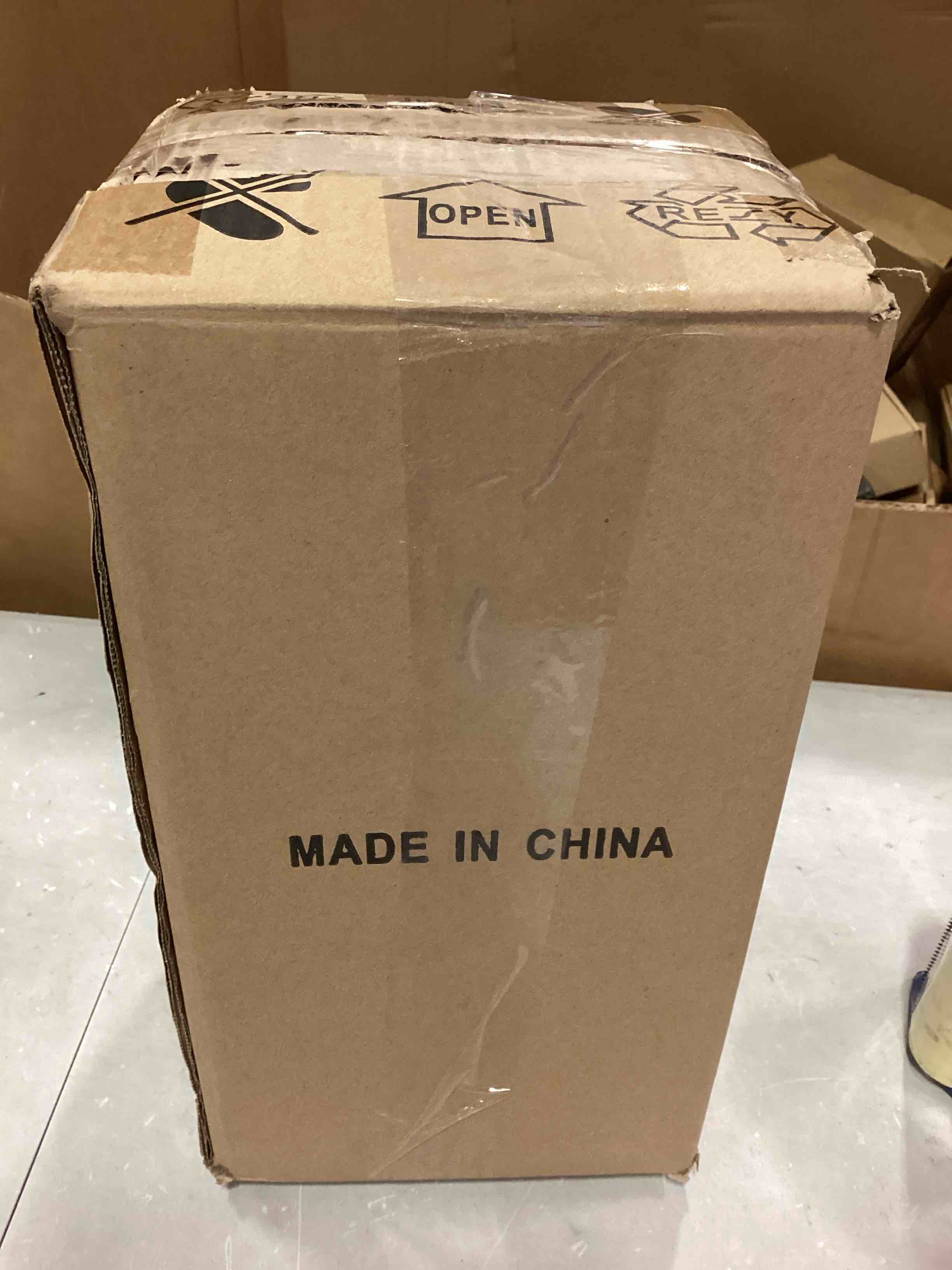https://s3.amazonaws.com/lotting-images-prod/bidfta/ORG6392944_1716577965119.jpeg
