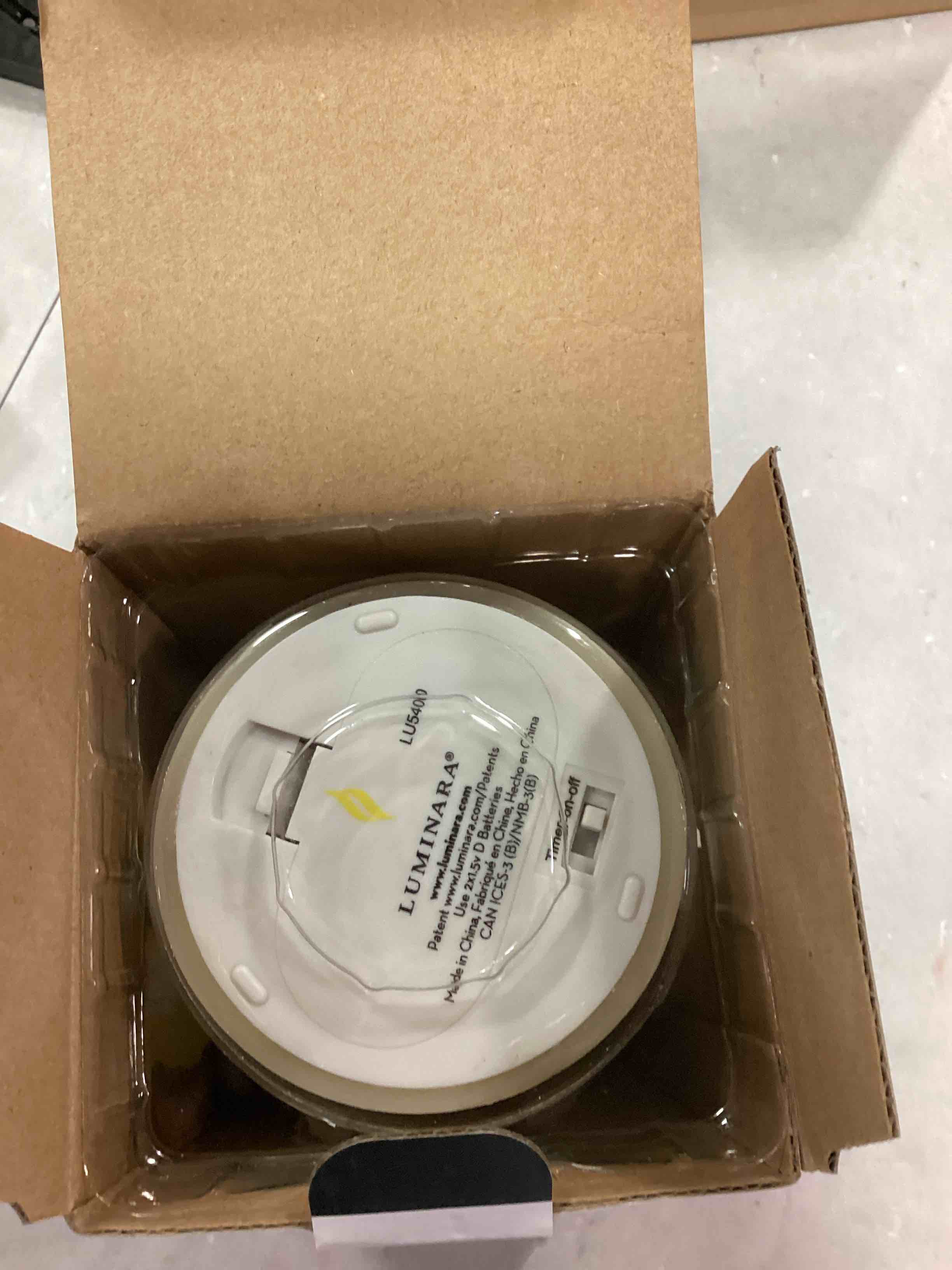 https://s3.amazonaws.com/lotting-images-prod/bidfta/ORG6392974_1716580432853.jpeg
