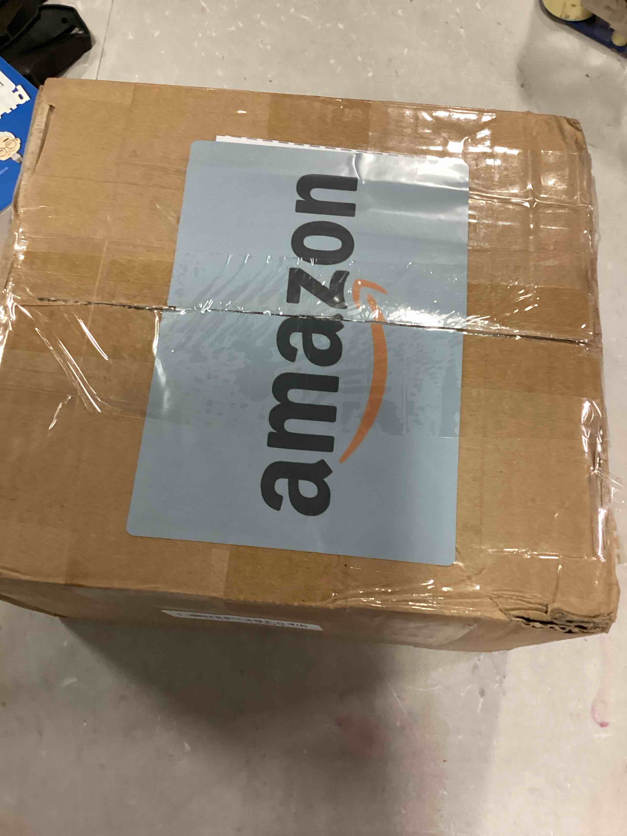 https://s3.amazonaws.com/lotting-images-prod/bidfta/ORG6392978_1716580815380.jpeg