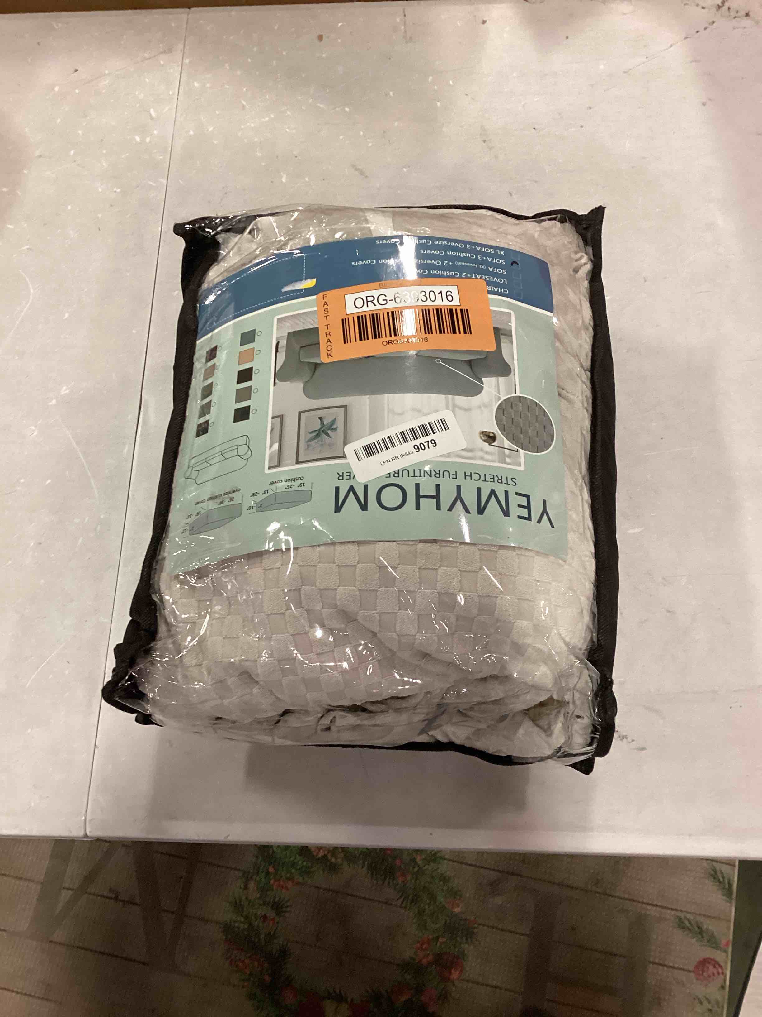 https://s3.amazonaws.com/lotting-images-prod/bidfta/ORG6393016_1716638142630.jpeg