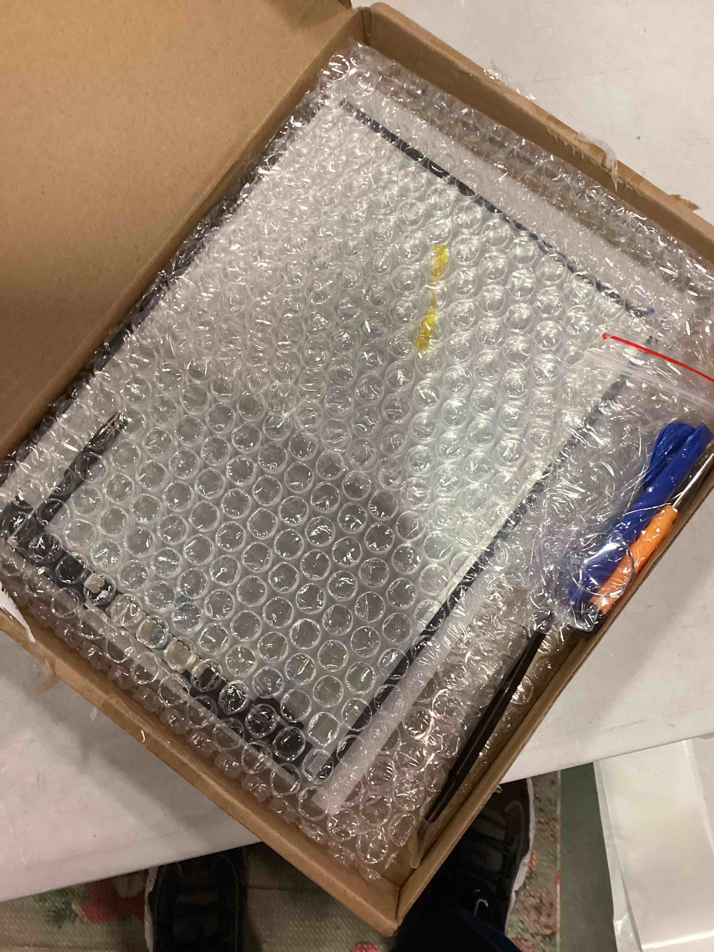 https://s3.amazonaws.com/lotting-images-prod/bidfta/ORG6393054_1716639306726.jpeg