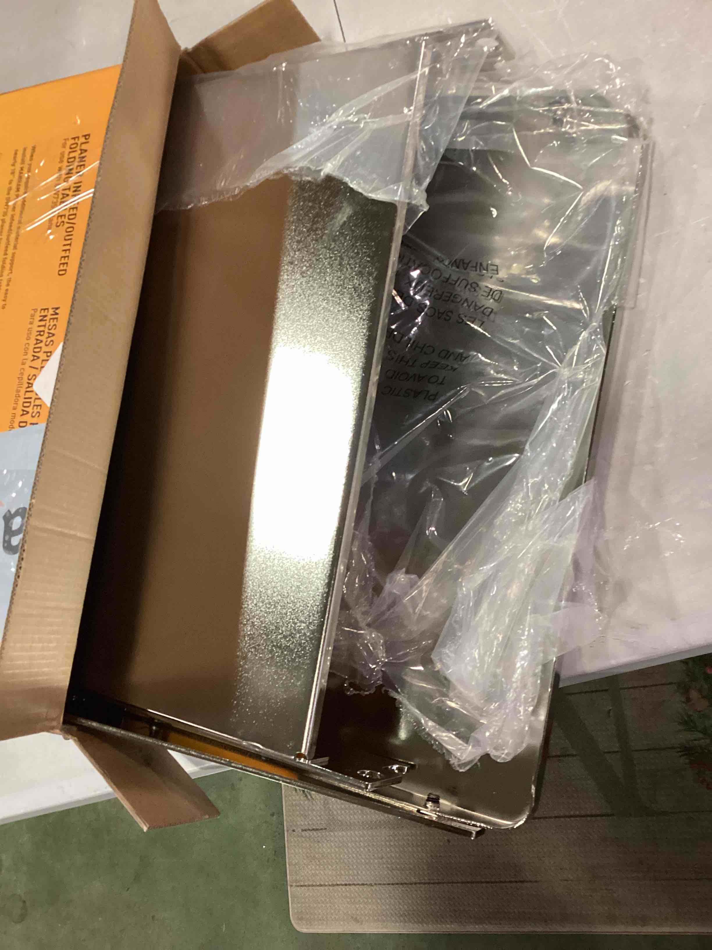 https://s3.amazonaws.com/lotting-images-prod/bidfta/ORG6393092_1716644689291.jpeg