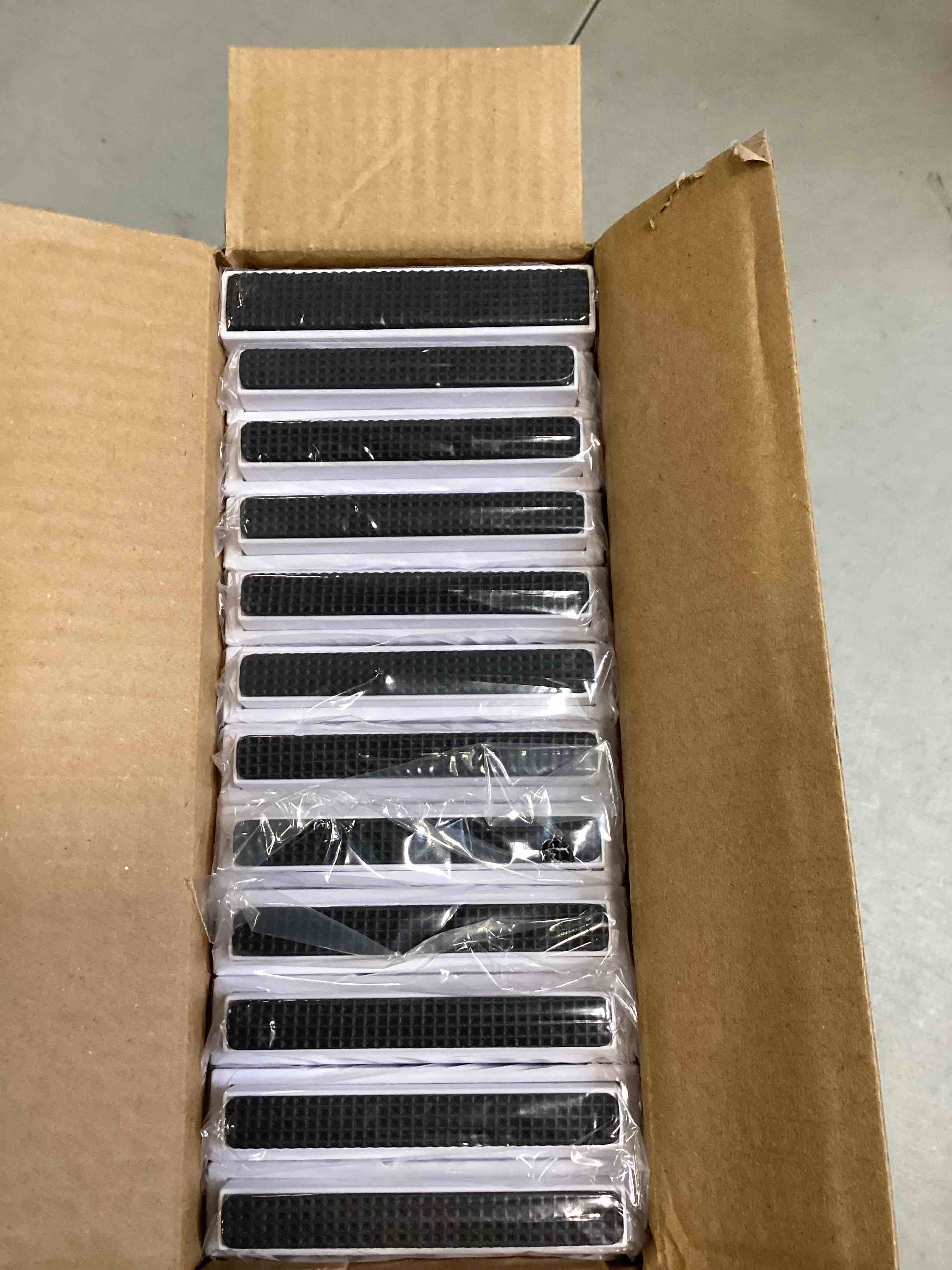 https://s3.amazonaws.com/lotting-images-prod/bidfta/ORG6393634_1716319376312.jpeg