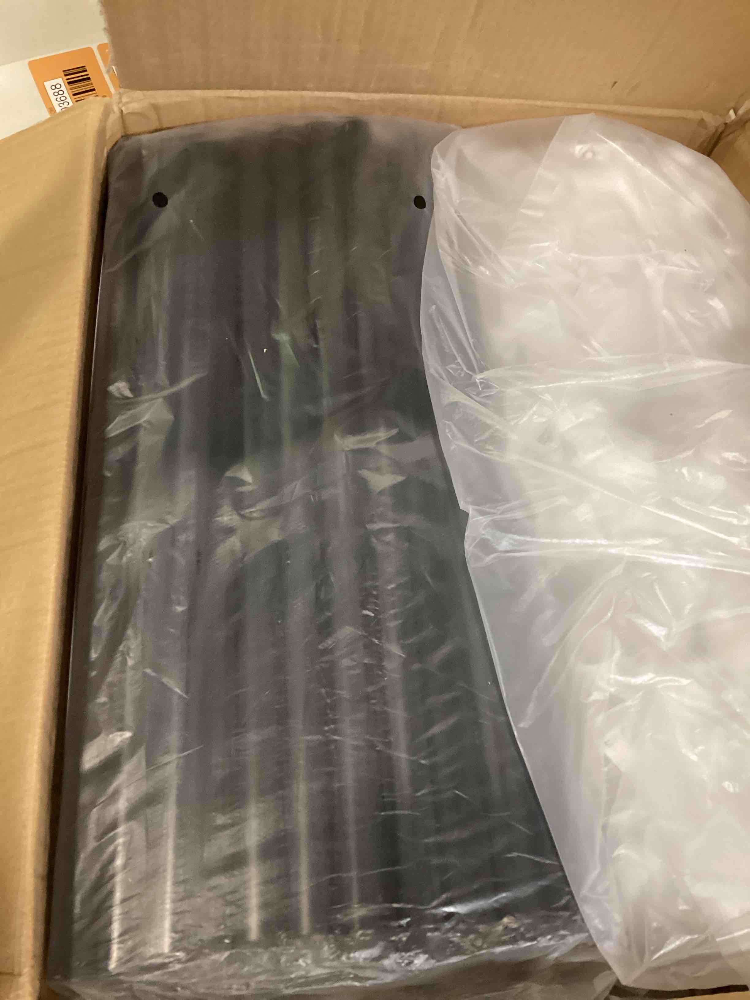 https://s3.amazonaws.com/lotting-images-prod/bidfta/ORG6393690_1716401969369.jpeg