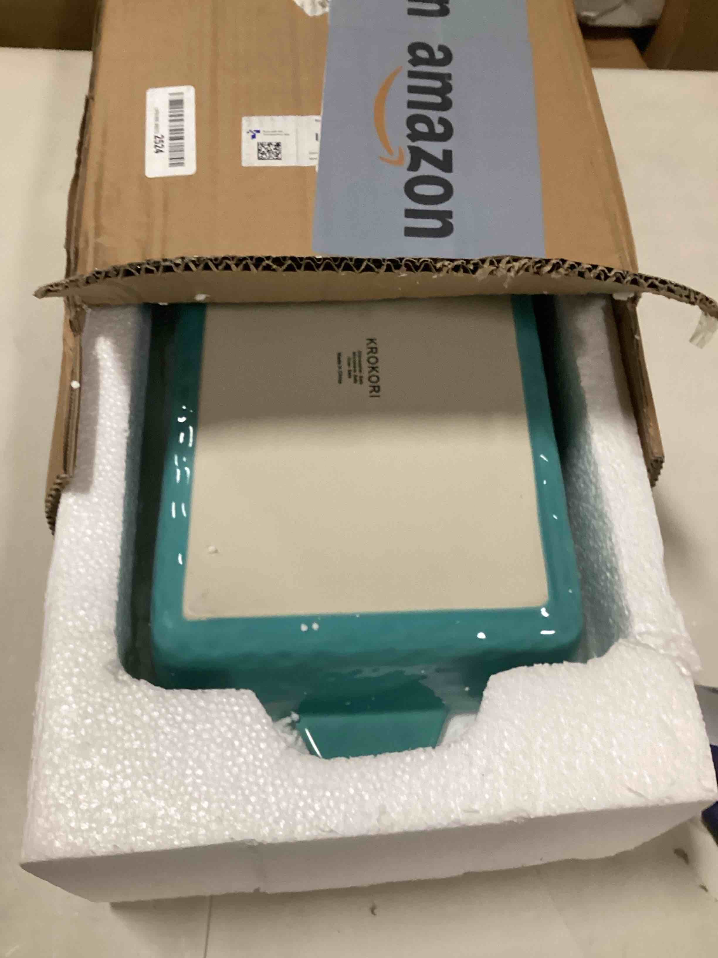 blue stainless steel pot