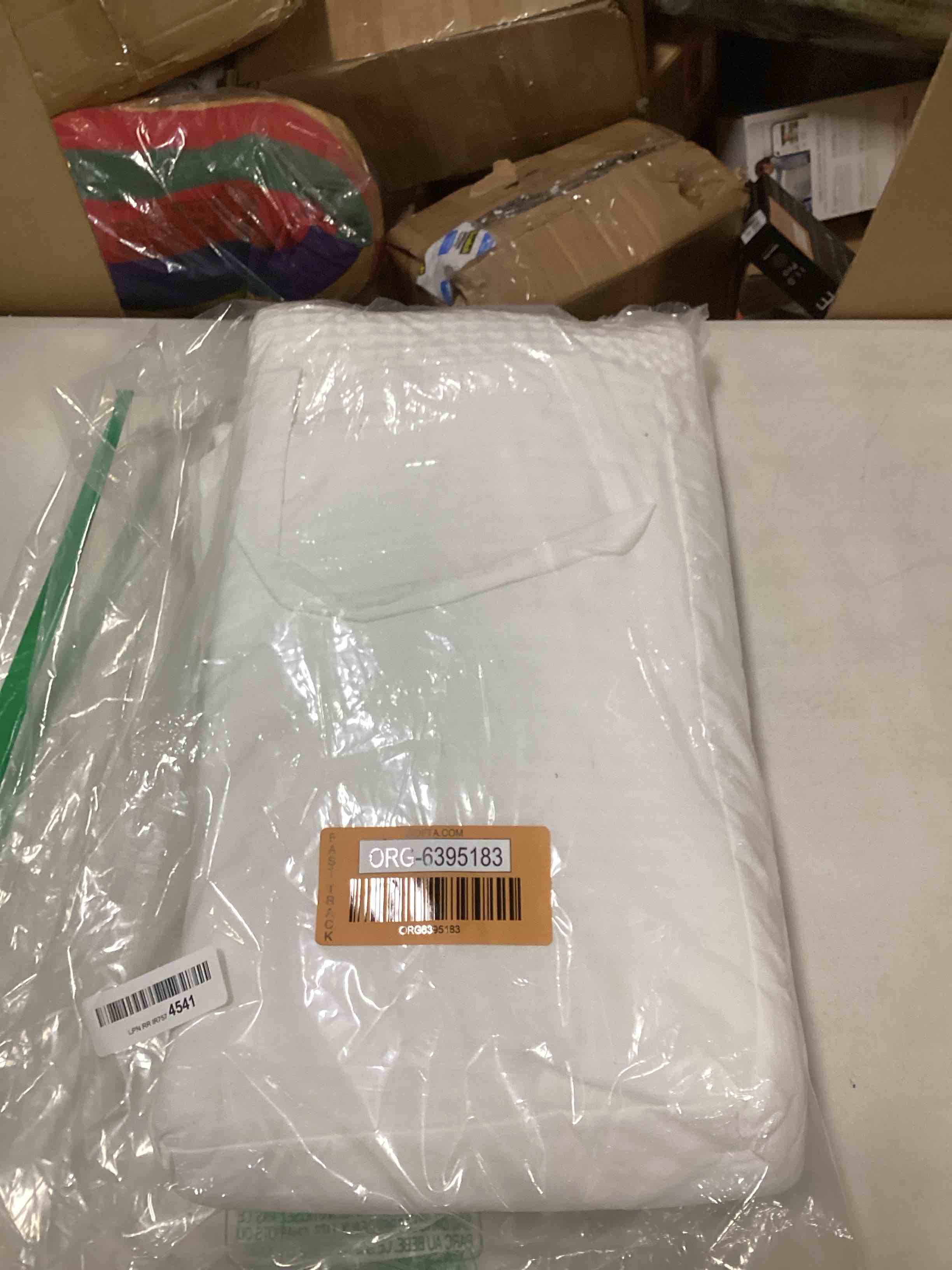 https://s3.amazonaws.com/lotting-images-prod/bidfta/ORG6395183_1716297591790.jpeg