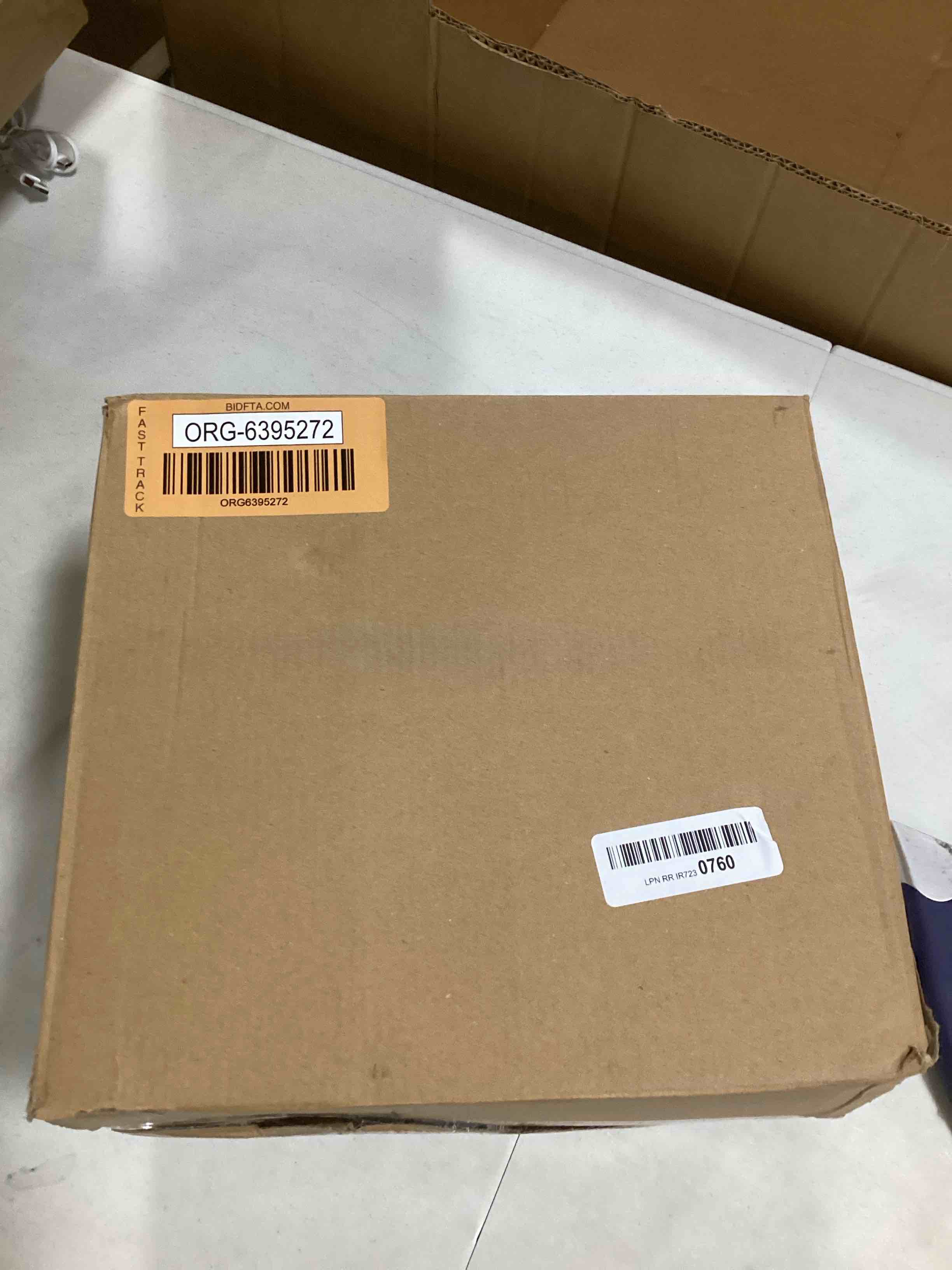 https://s3.amazonaws.com/lotting-images-prod/bidfta/ORG6395272_1716310749948.jpeg