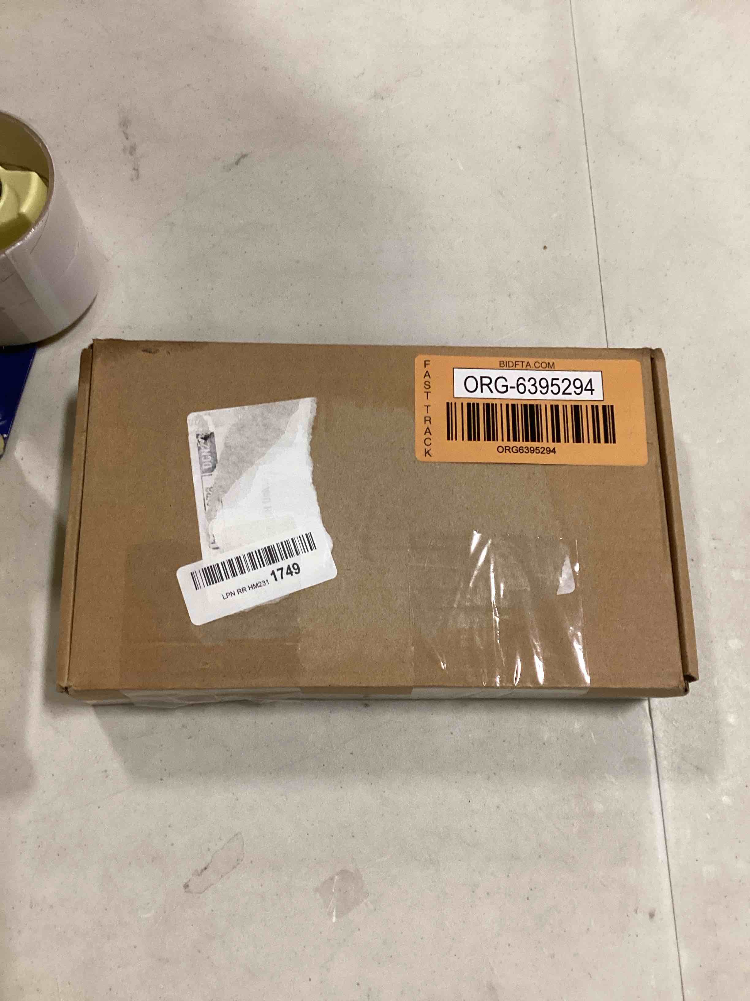 https://s3.amazonaws.com/lotting-images-prod/bidfta/ORG6395294_1716312944740.jpeg