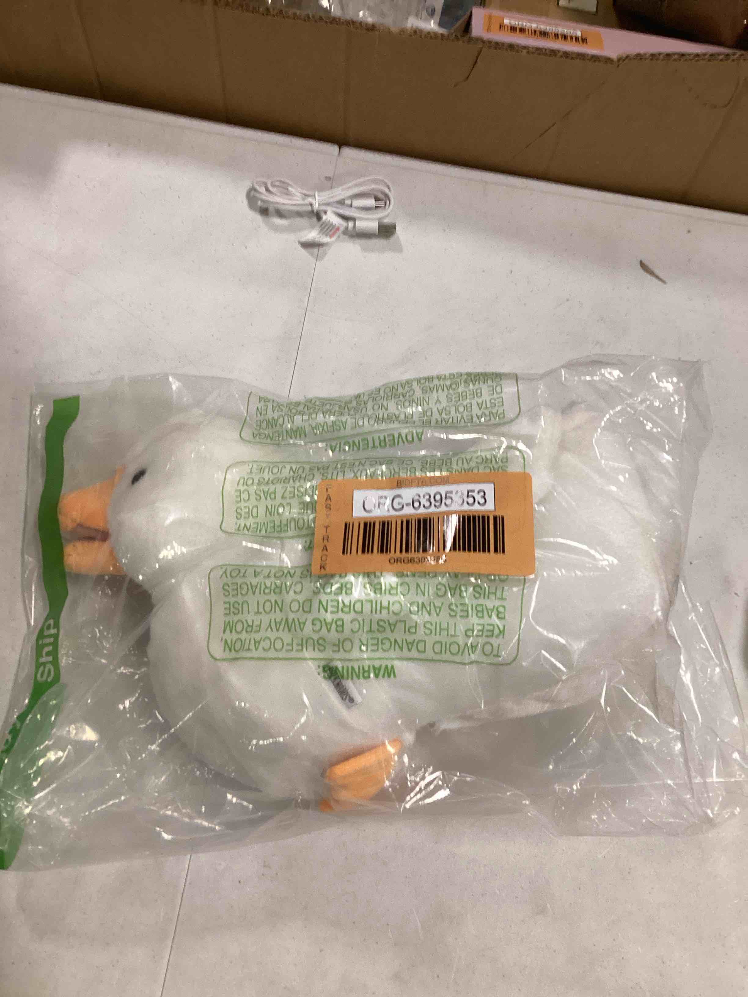 https://s3.amazonaws.com/lotting-images-prod/bidfta/ORG6395353_1716319106083.jpeg