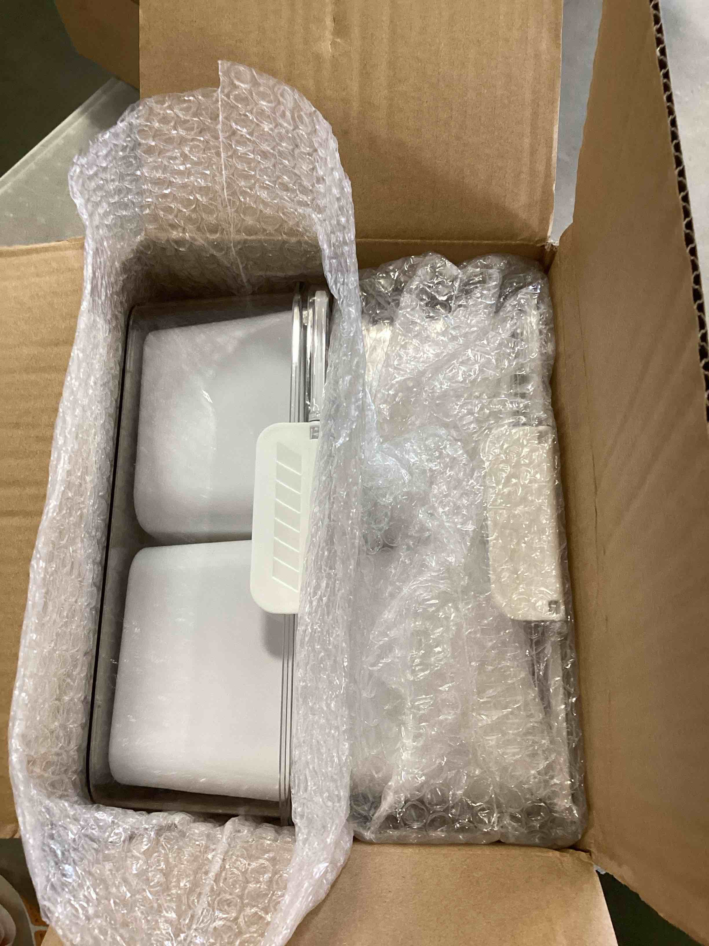 https://s3.amazonaws.com/lotting-images-prod/bidfta/ORG6396577_1716051540399.jpeg