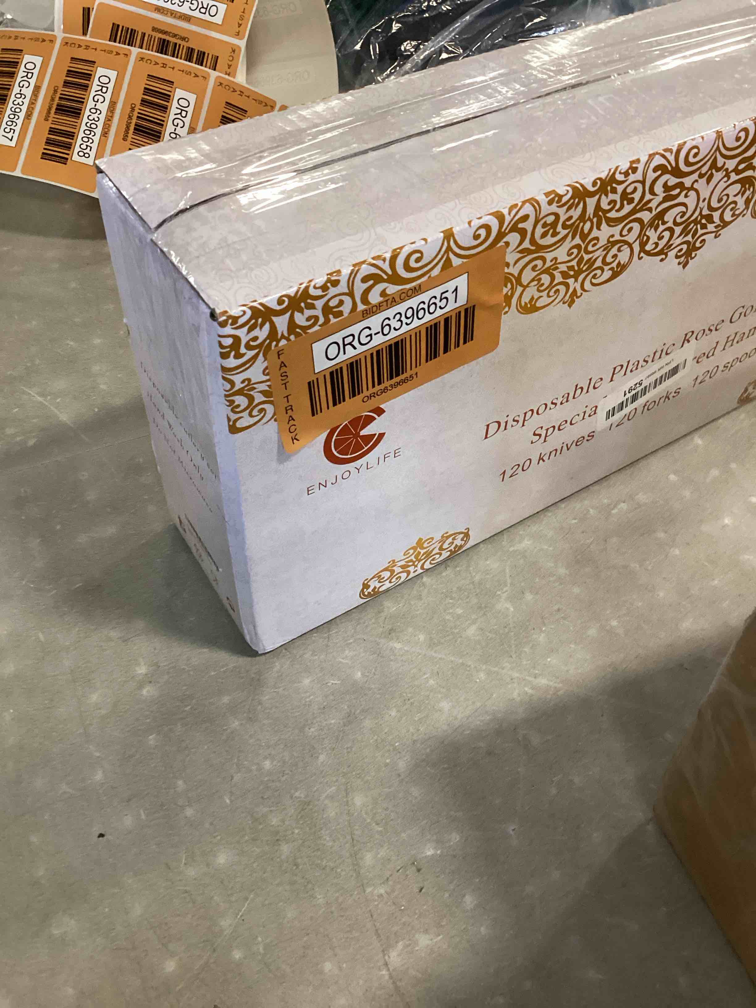 https://s3.amazonaws.com/lotting-images-prod/bidfta/ORG6396651_1716060003521.jpeg