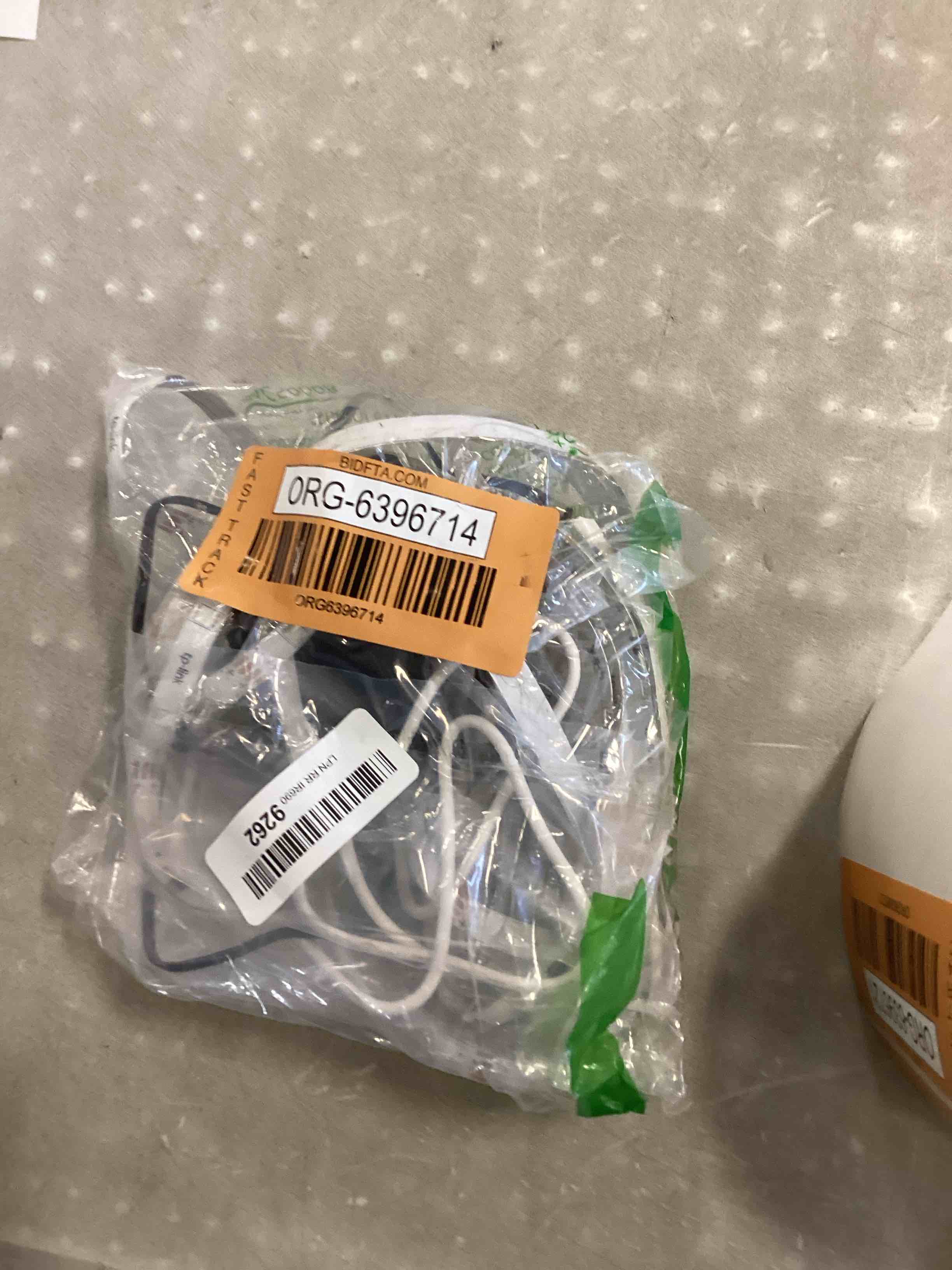 https://s3.amazonaws.com/lotting-images-prod/bidfta/ORG6396714_1716212629633.jpeg
