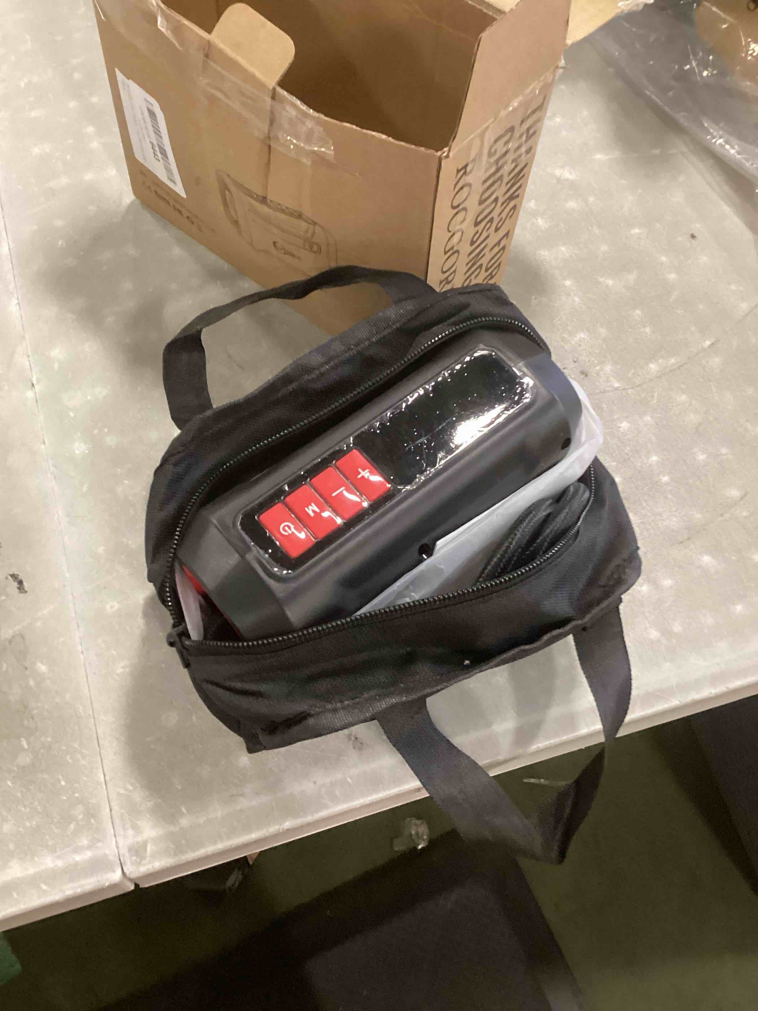 https://s3.amazonaws.com/lotting-images-prod/bidfta/ORG6397657_1716470958319.jpeg