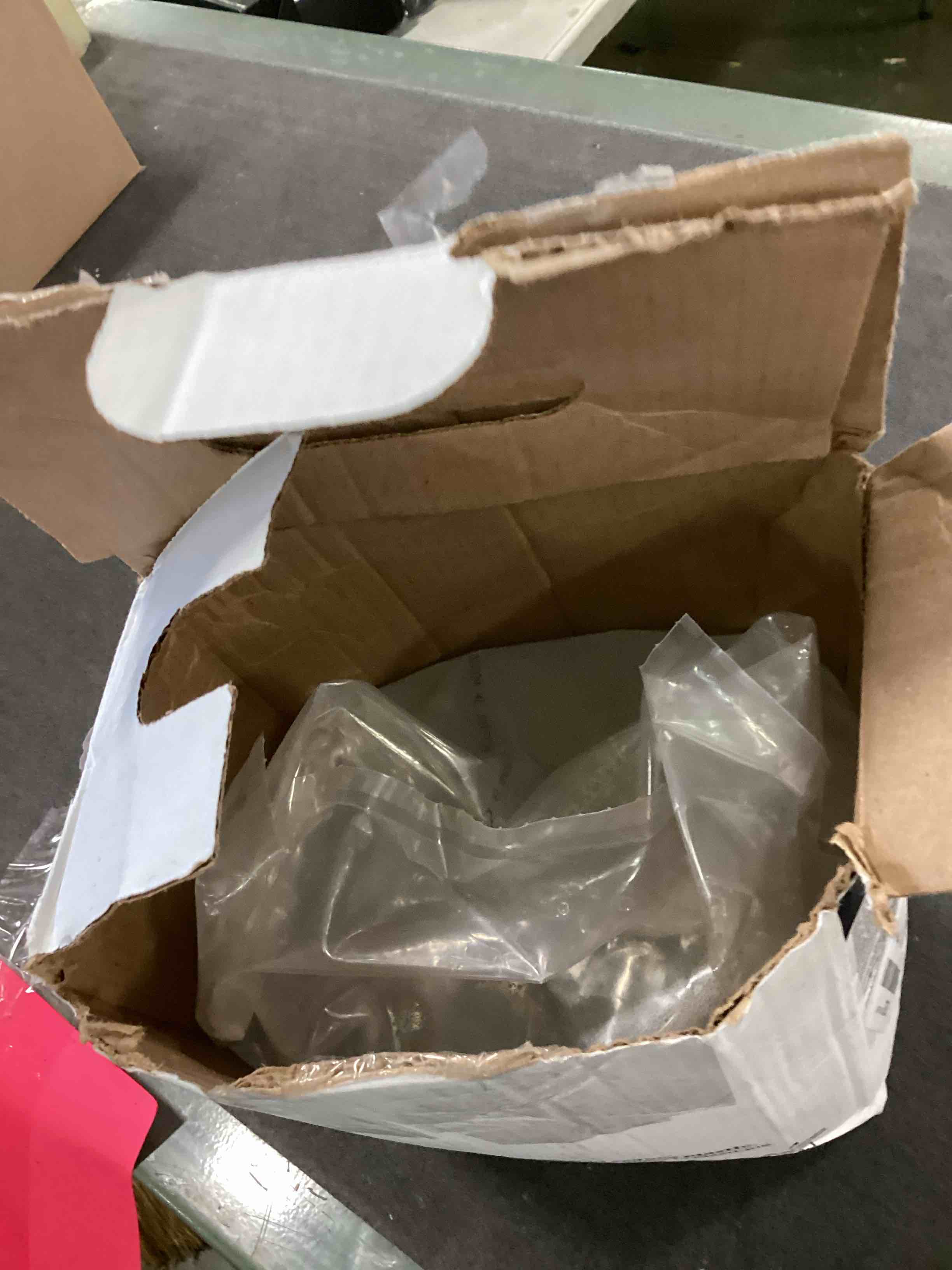 https://s3.amazonaws.com/lotting-images-prod/bidfta/ORG6399054_1716553938819.jpeg