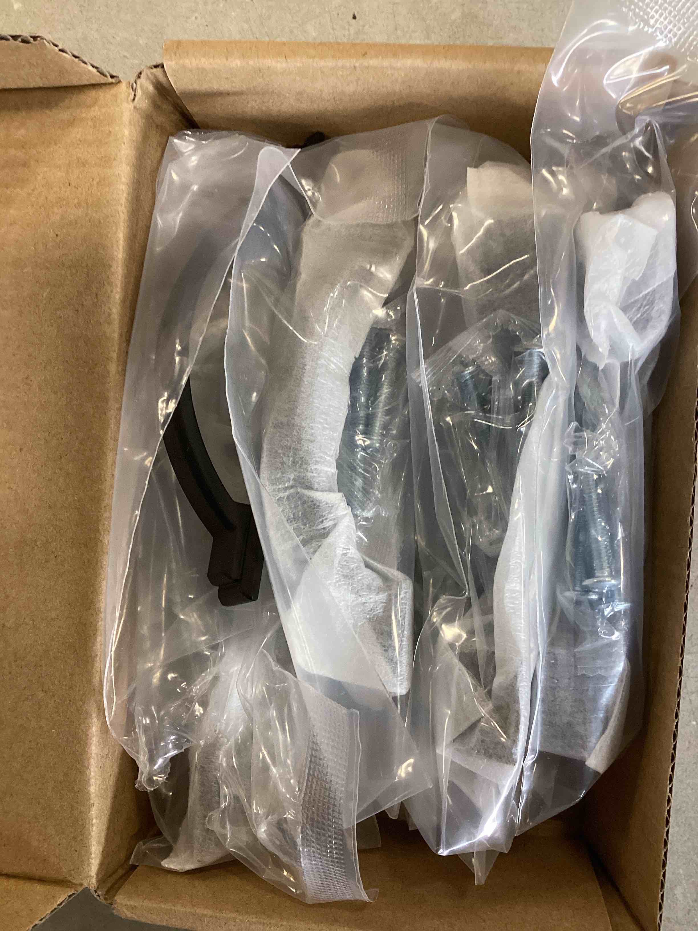 https://s3.amazonaws.com/lotting-images-prod/bidfta/ORG6399681_1716407600155.jpeg