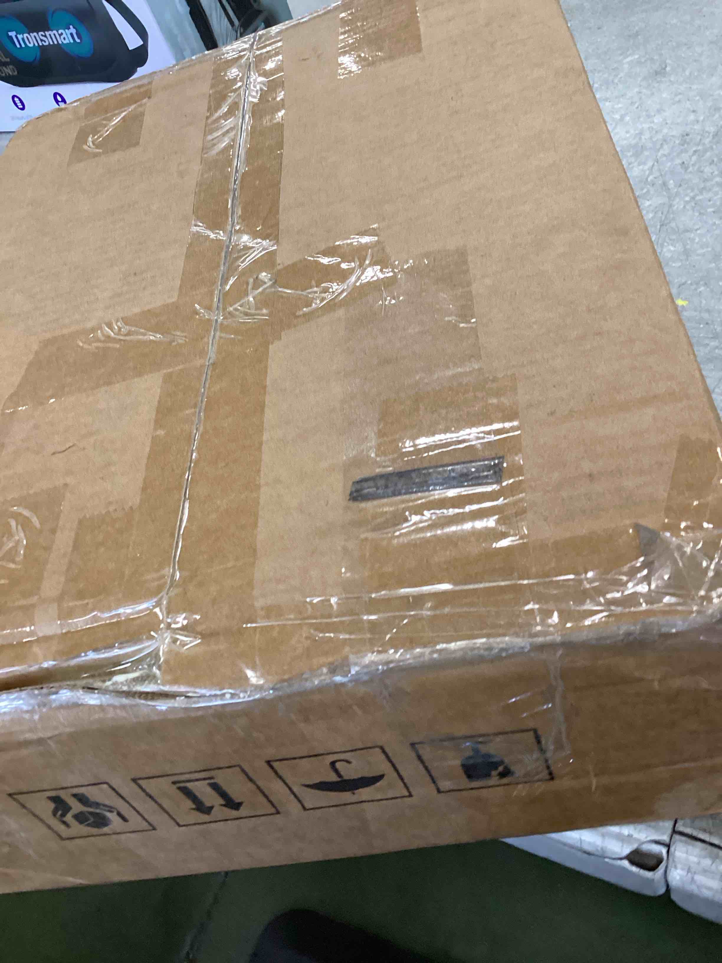 https://s3.amazonaws.com/lotting-images-prod/bidfta/ORG6400187_1716564726269.jpeg