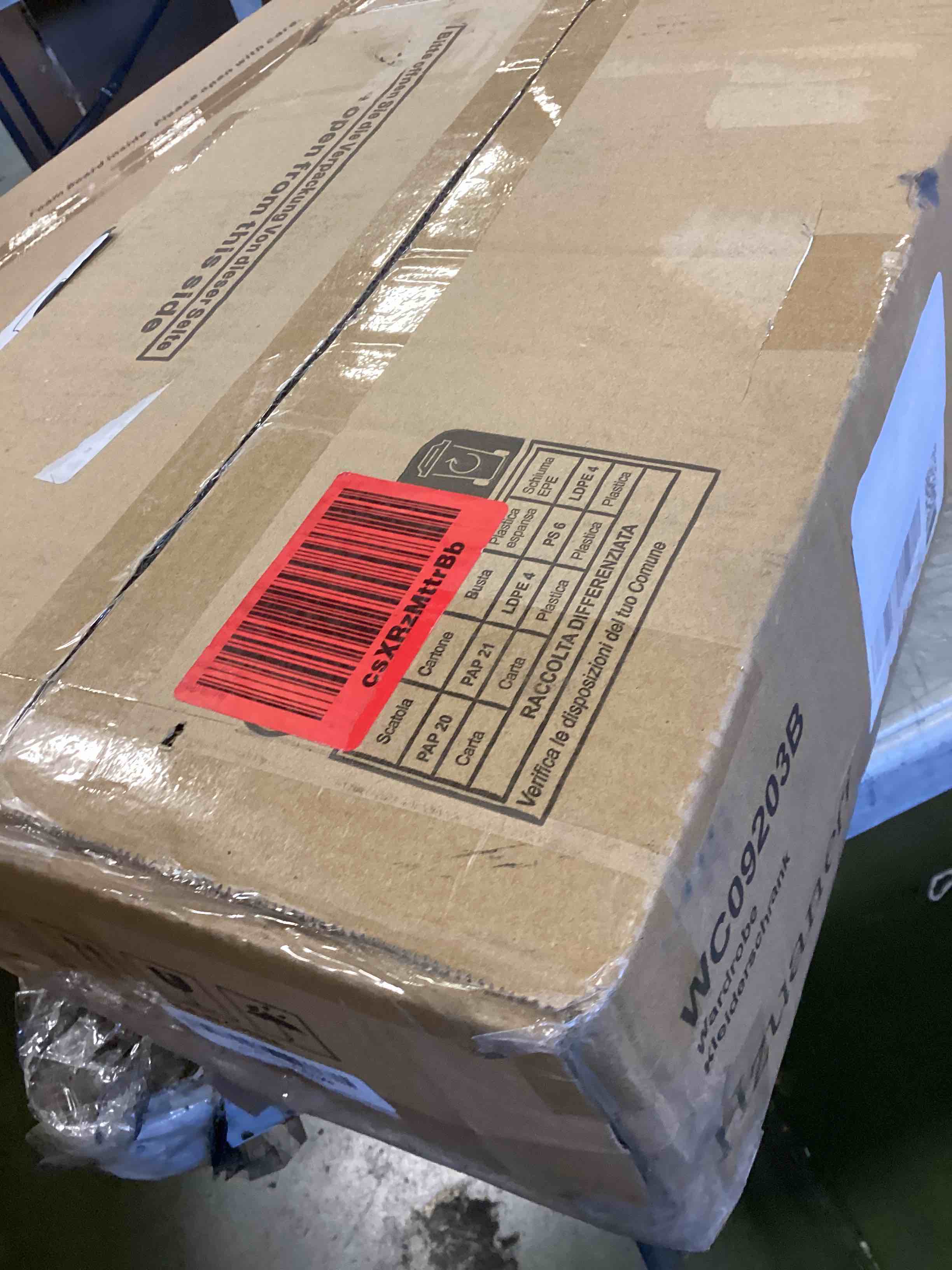 https://s3.amazonaws.com/lotting-images-prod/bidfta/ORG6400388_1716902481818.jpeg
