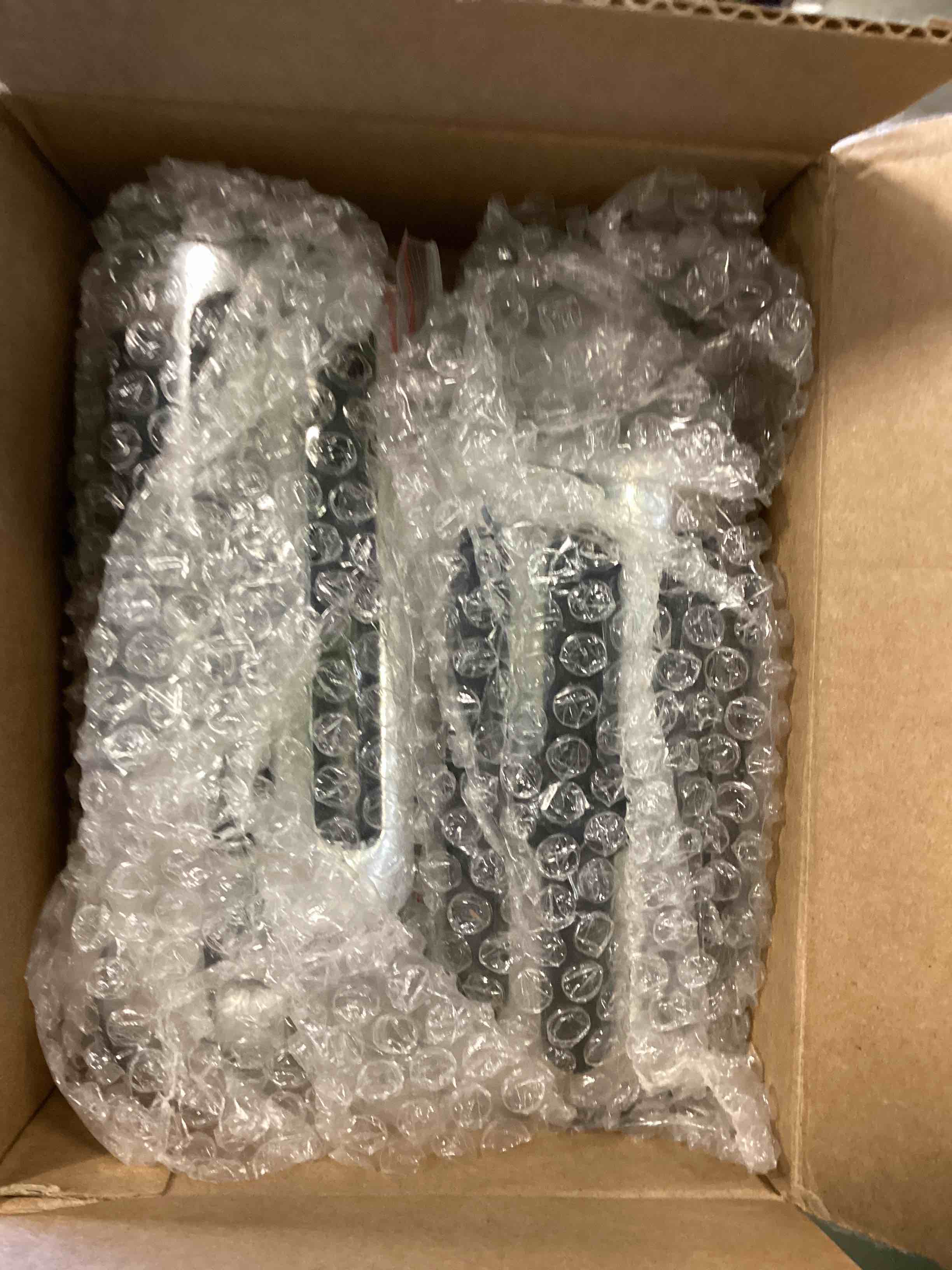 https://s3.amazonaws.com/lotting-images-prod/bidfta/ORG6400428_1716907872521.jpeg