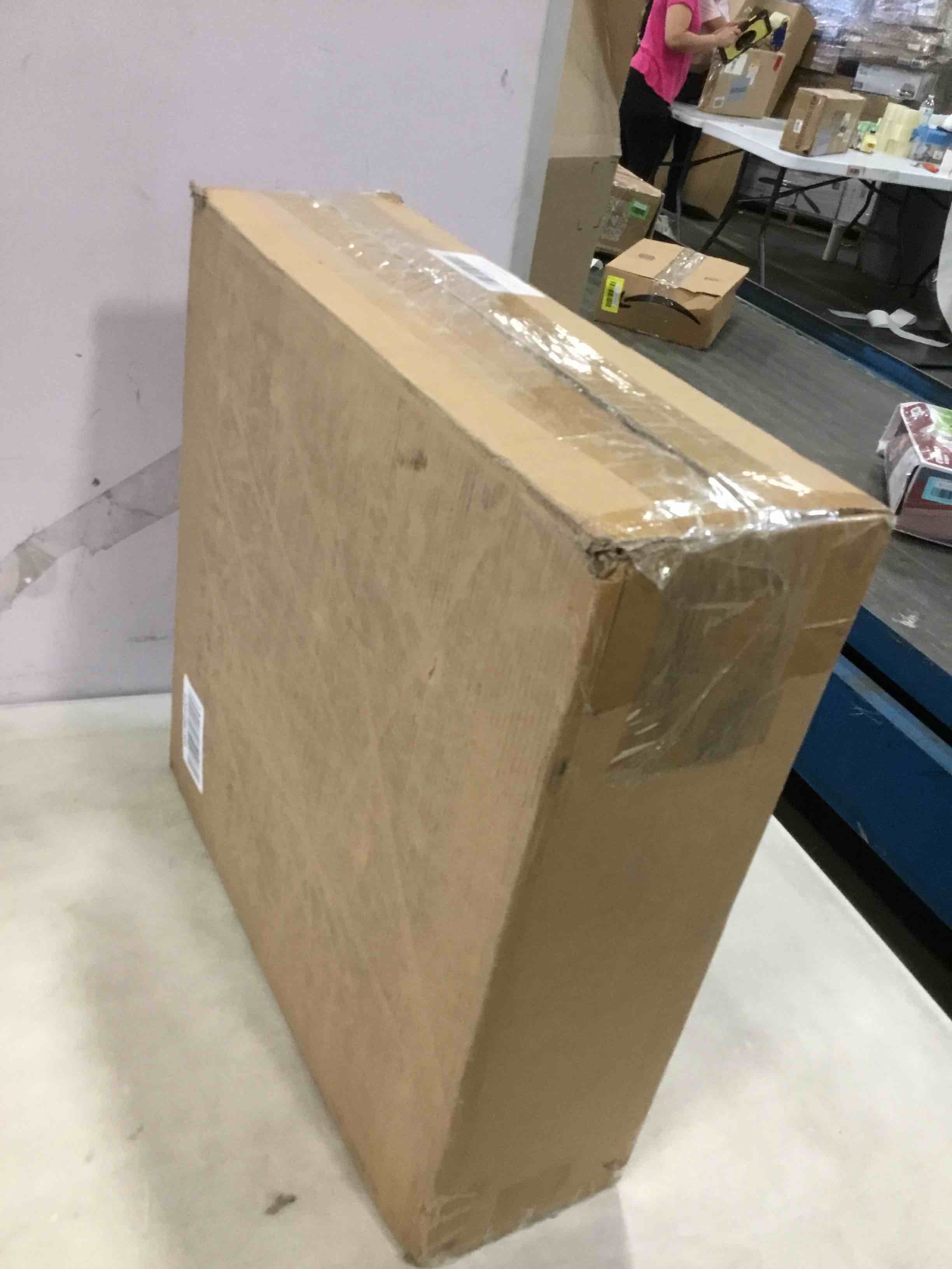 https://s3.amazonaws.com/lotting-images-prod/bidfta/ORG6401253_1716210551084.jpeg