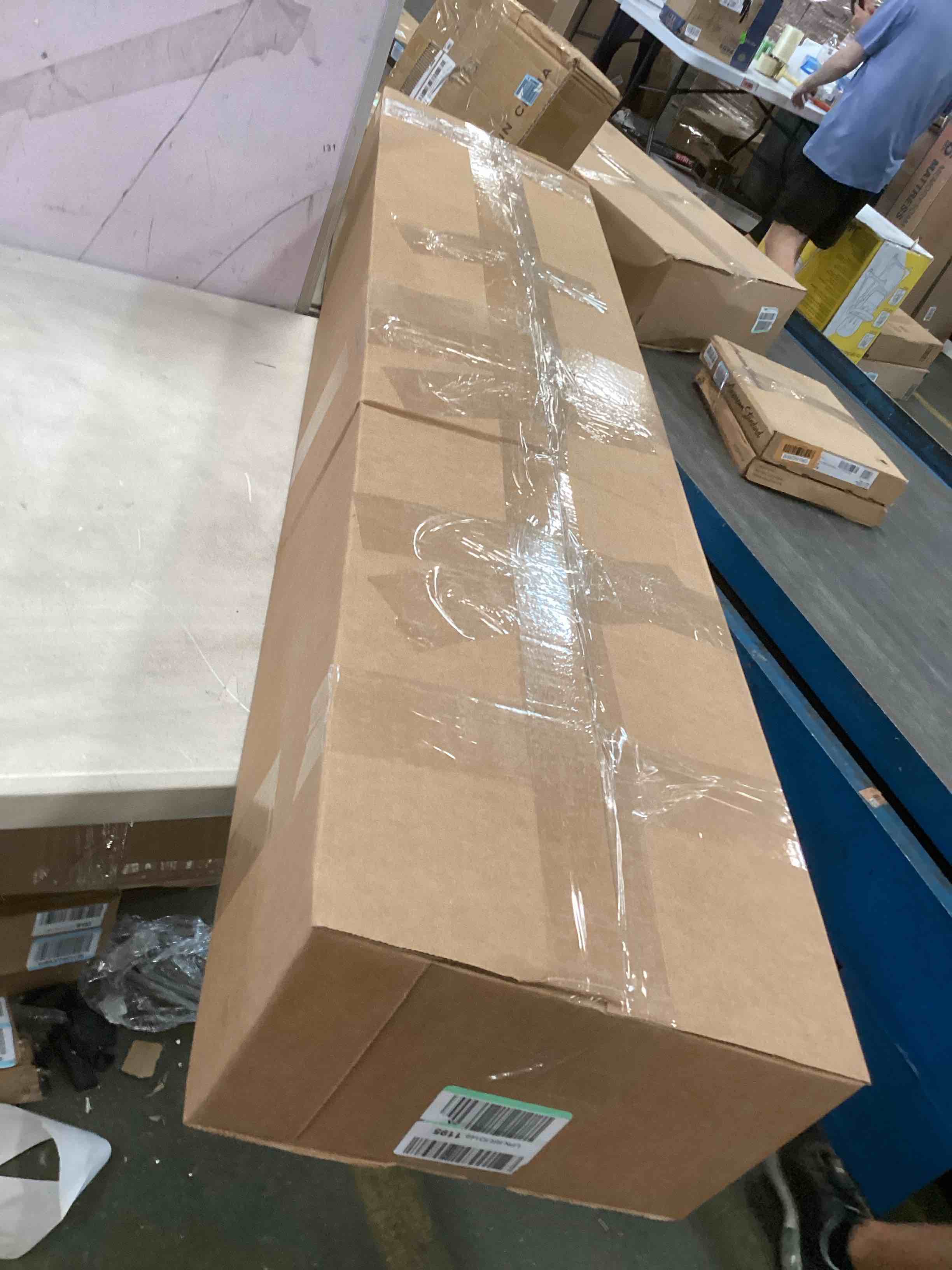https://s3.amazonaws.com/lotting-images-prod/bidfta/ORG6401417_1716230660146.jpeg