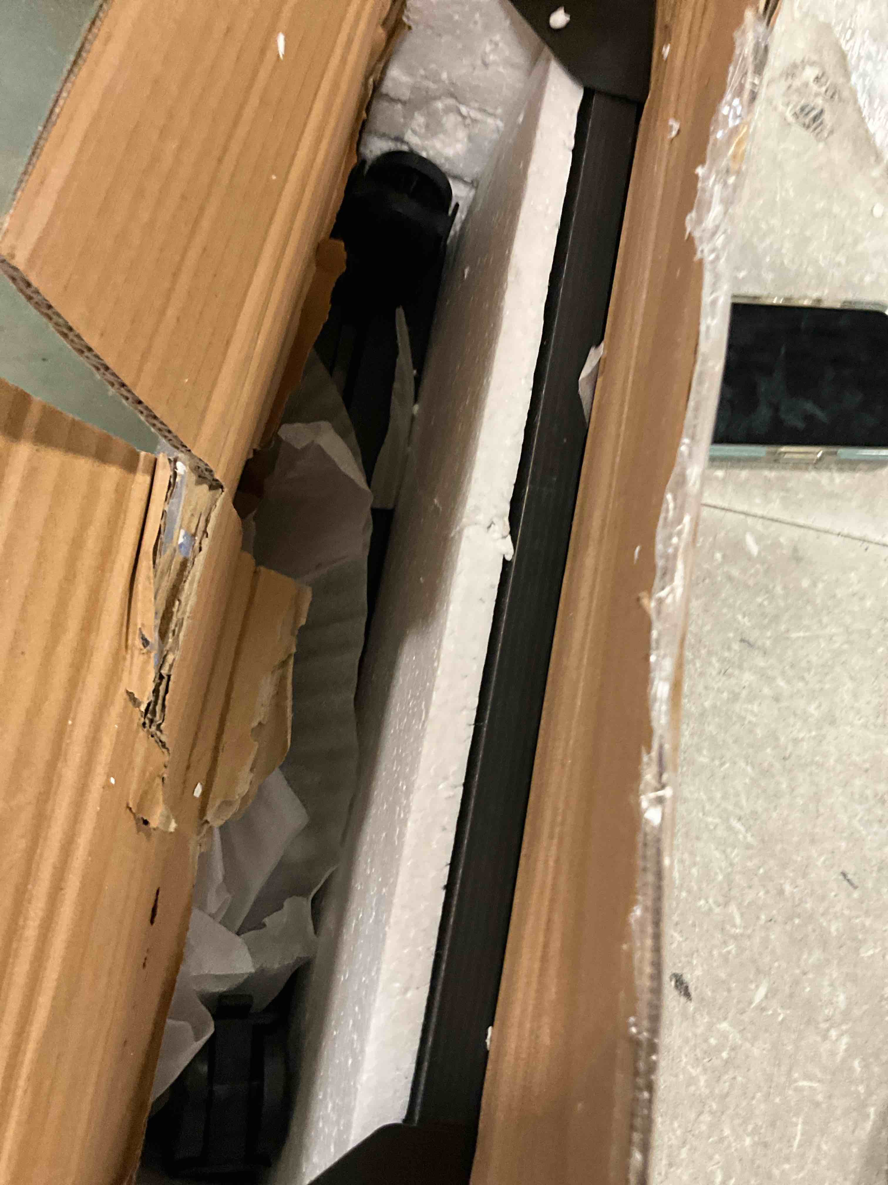 https://s3.amazonaws.com/lotting-images-prod/bidfta/ORG6402557_1715885337713.jpeg