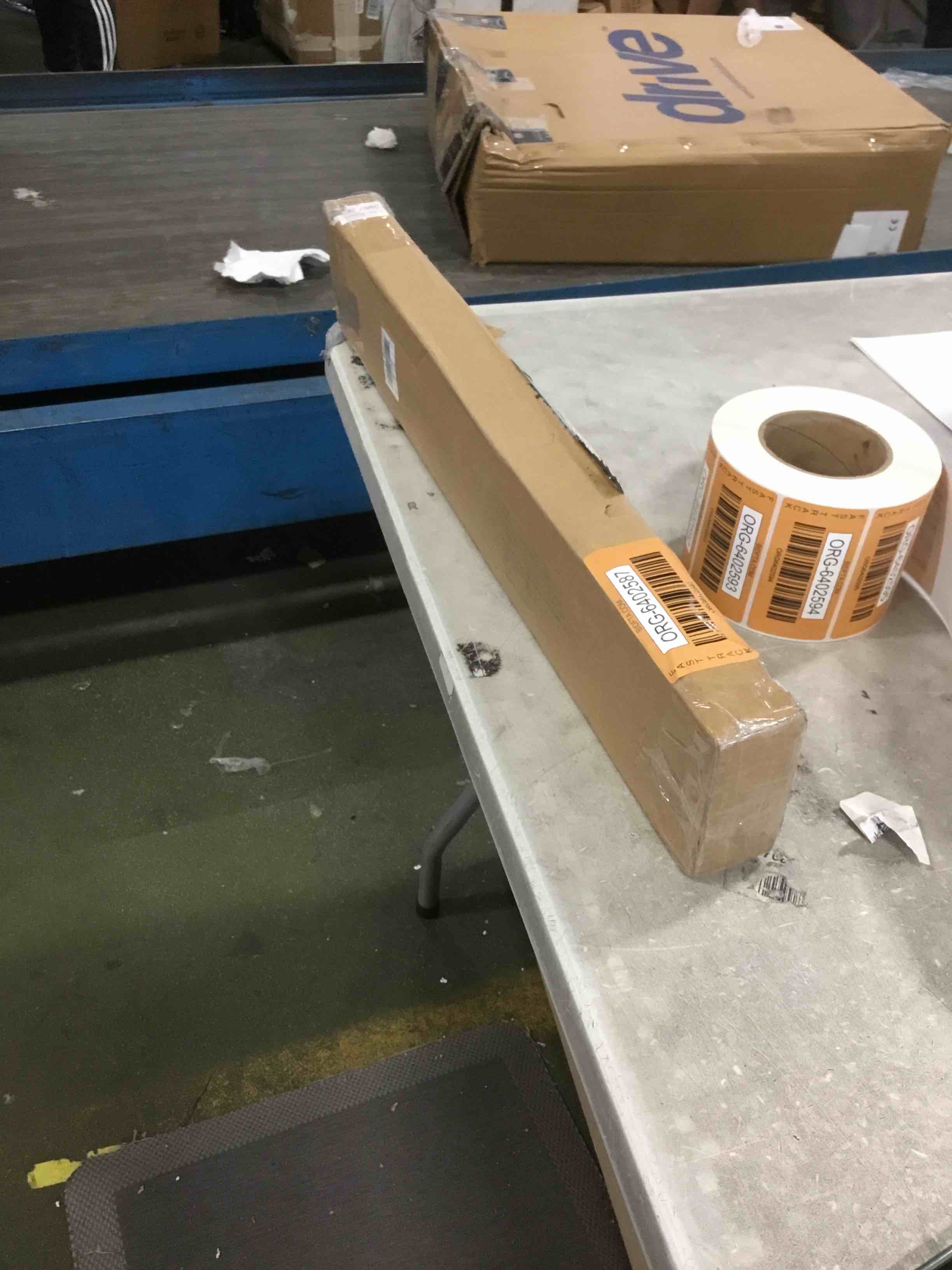 https://s3.amazonaws.com/lotting-images-prod/bidfta/ORG6402587_1715890391787.jpeg