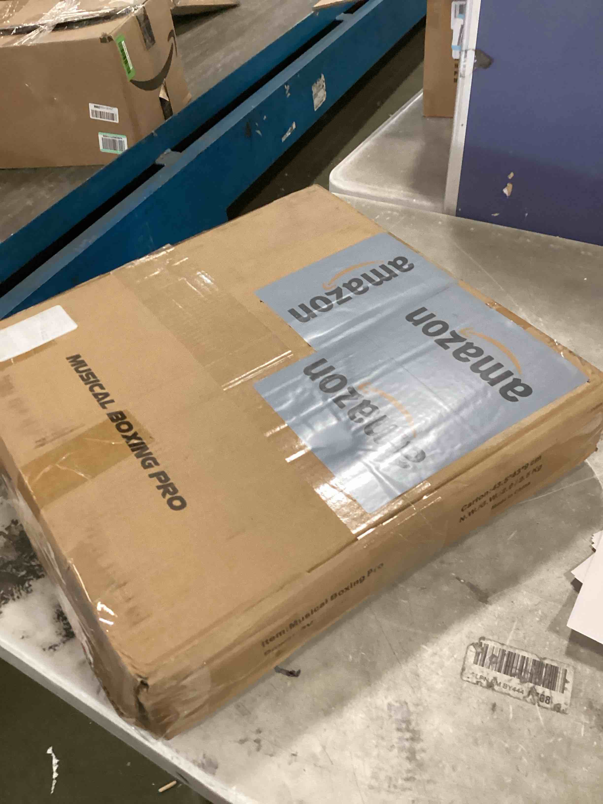 https://s3.amazonaws.com/lotting-images-prod/bidfta/ORG6402635_1716219479836.jpeg