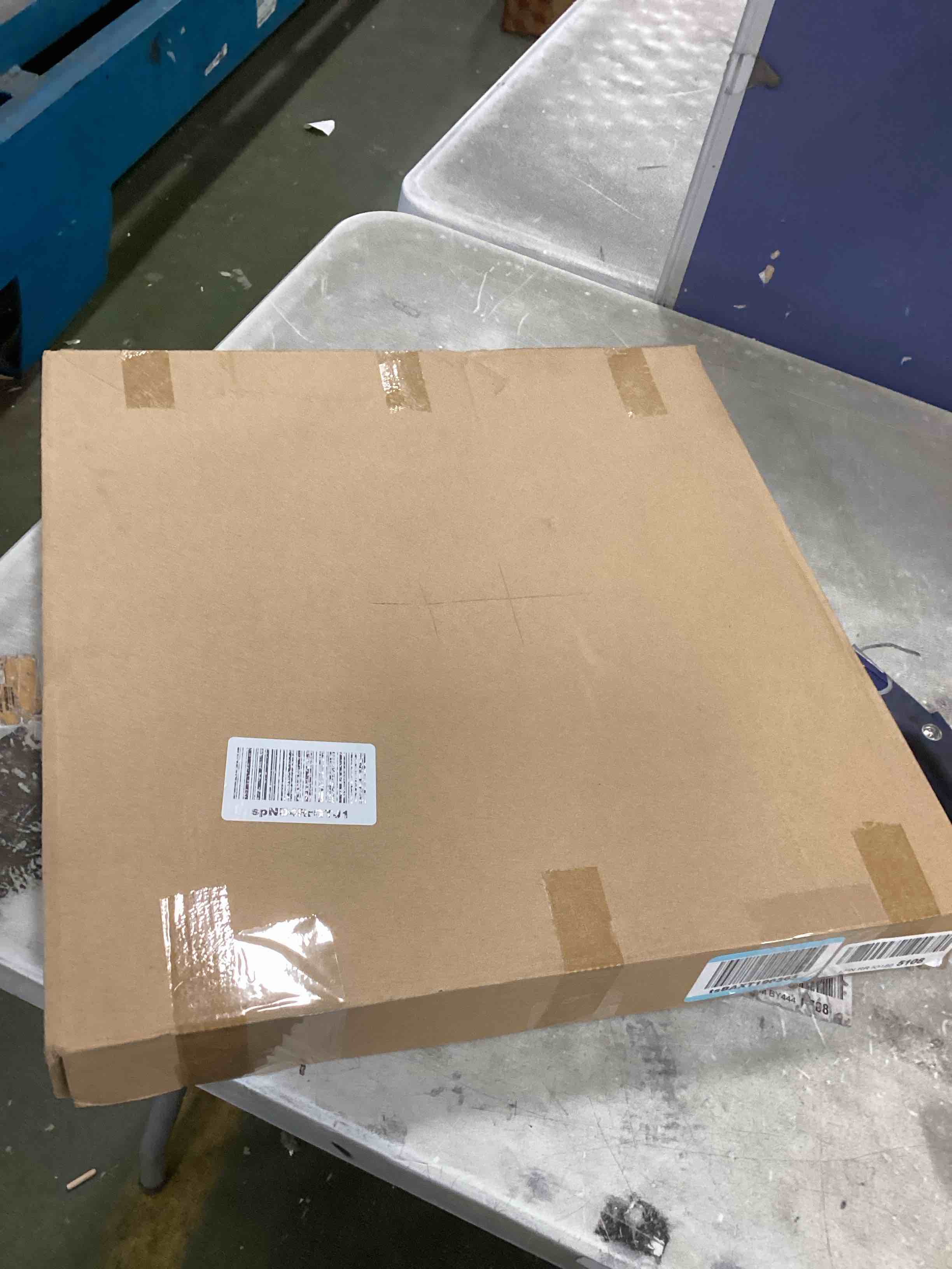 https://s3.amazonaws.com/lotting-images-prod/bidfta/ORG6402668_1716221648153.jpeg