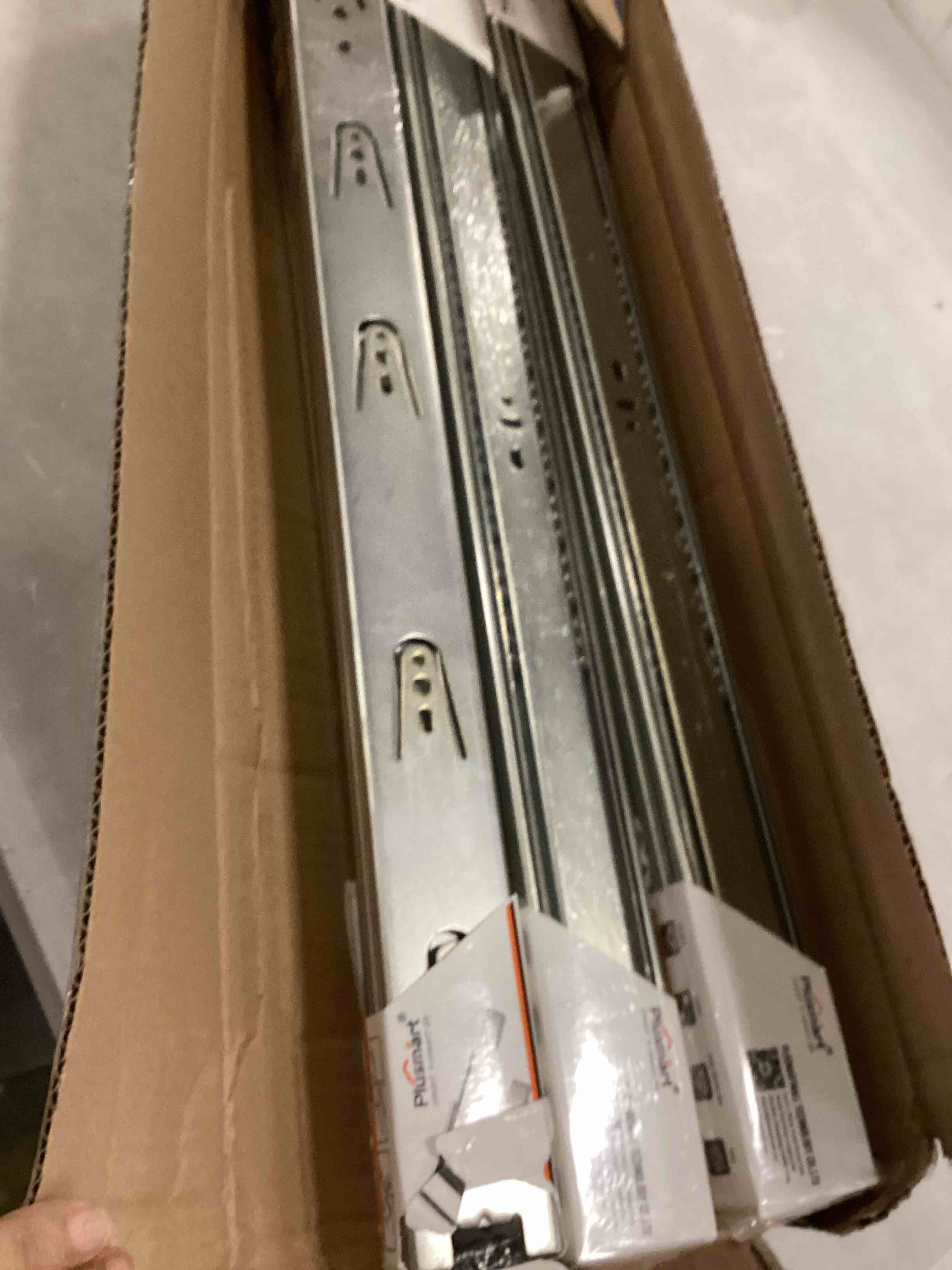 https://s3.amazonaws.com/lotting-images-prod/bidfta/ORG6402892_1716294654577.jpeg