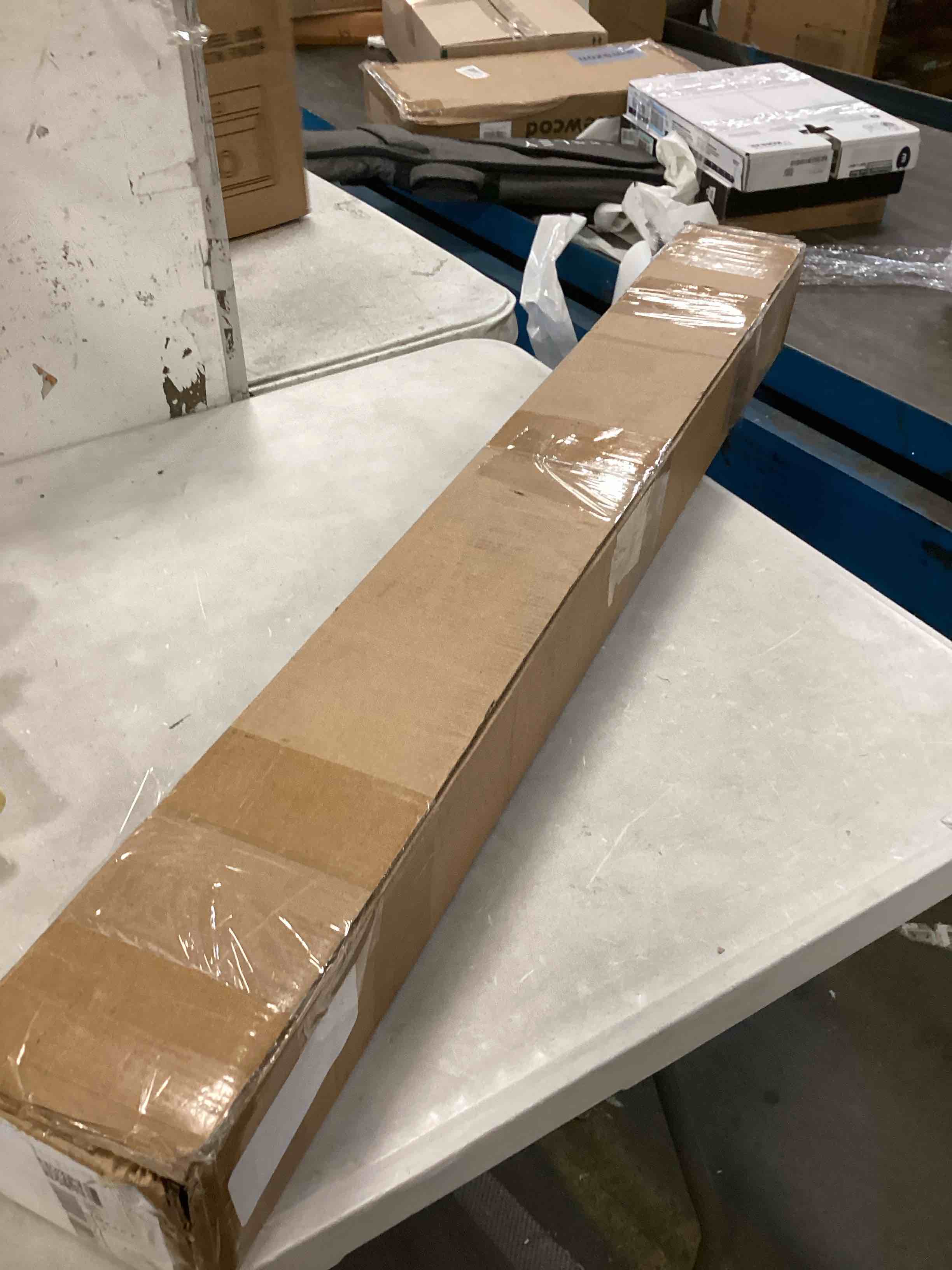 https://s3.amazonaws.com/lotting-images-prod/bidfta/ORG6403027_1716309122426.jpeg